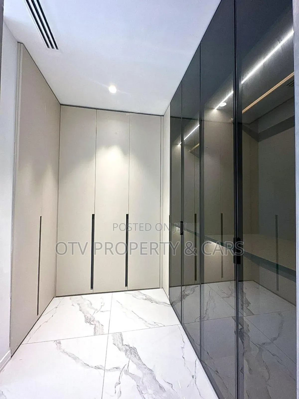 Furnished 4bdrm Condo in Ikoyi for sale