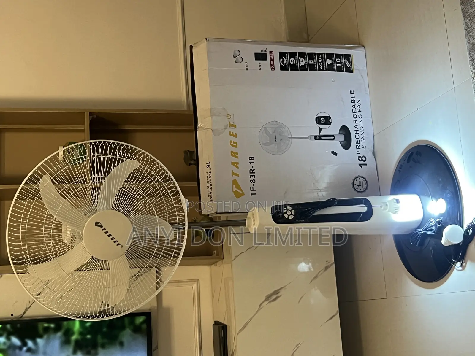 18 Inches Solar Rechargeable Standing Fan