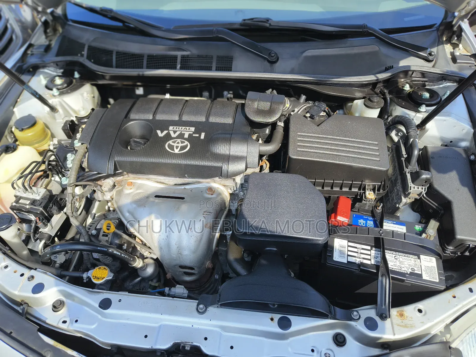 Toyota Camry LE 4dr Sedan (2.5L 4cyl 6AM) 2010 Silver