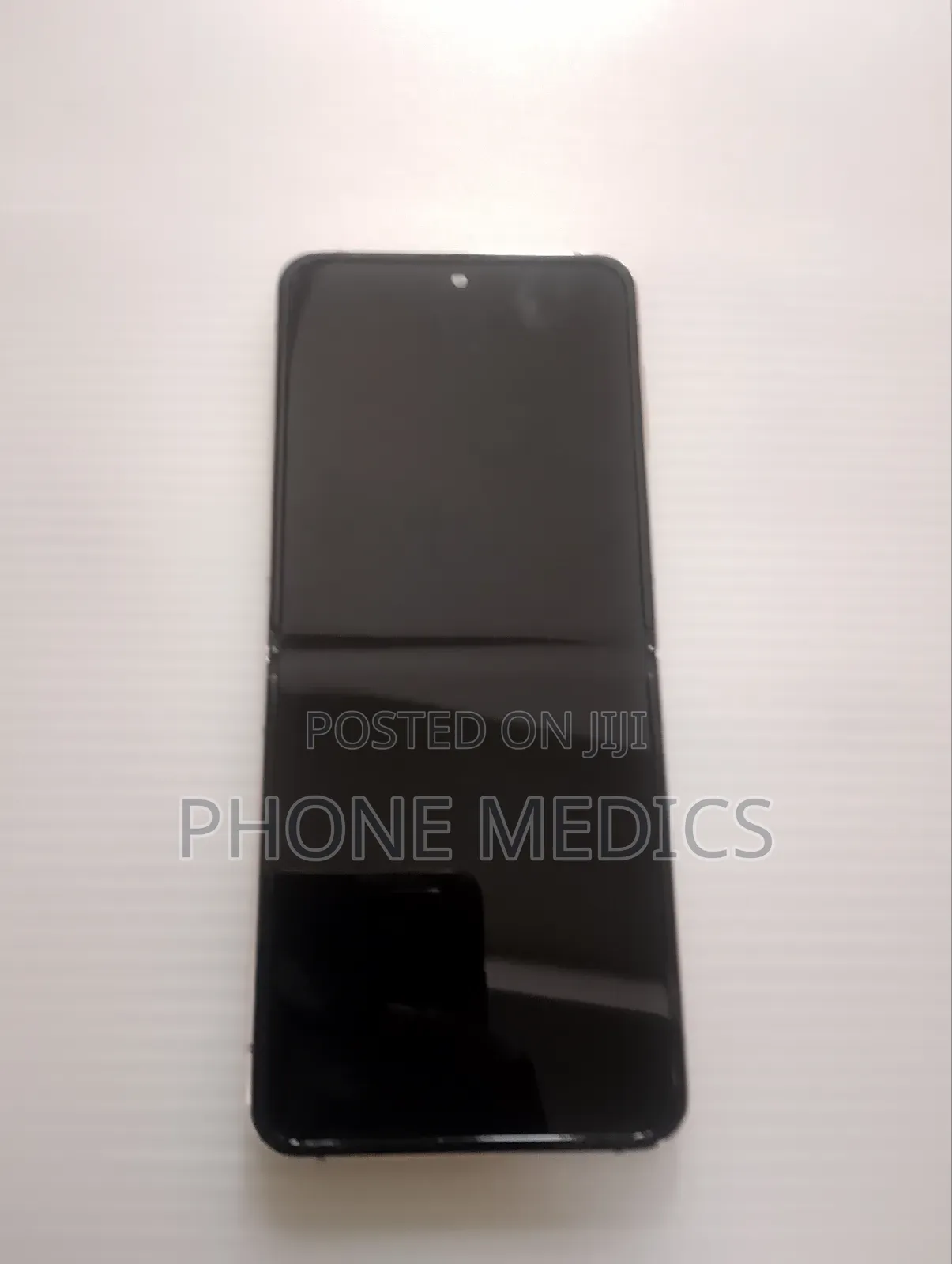 Samsung Galaxy Flip 4 Amoled