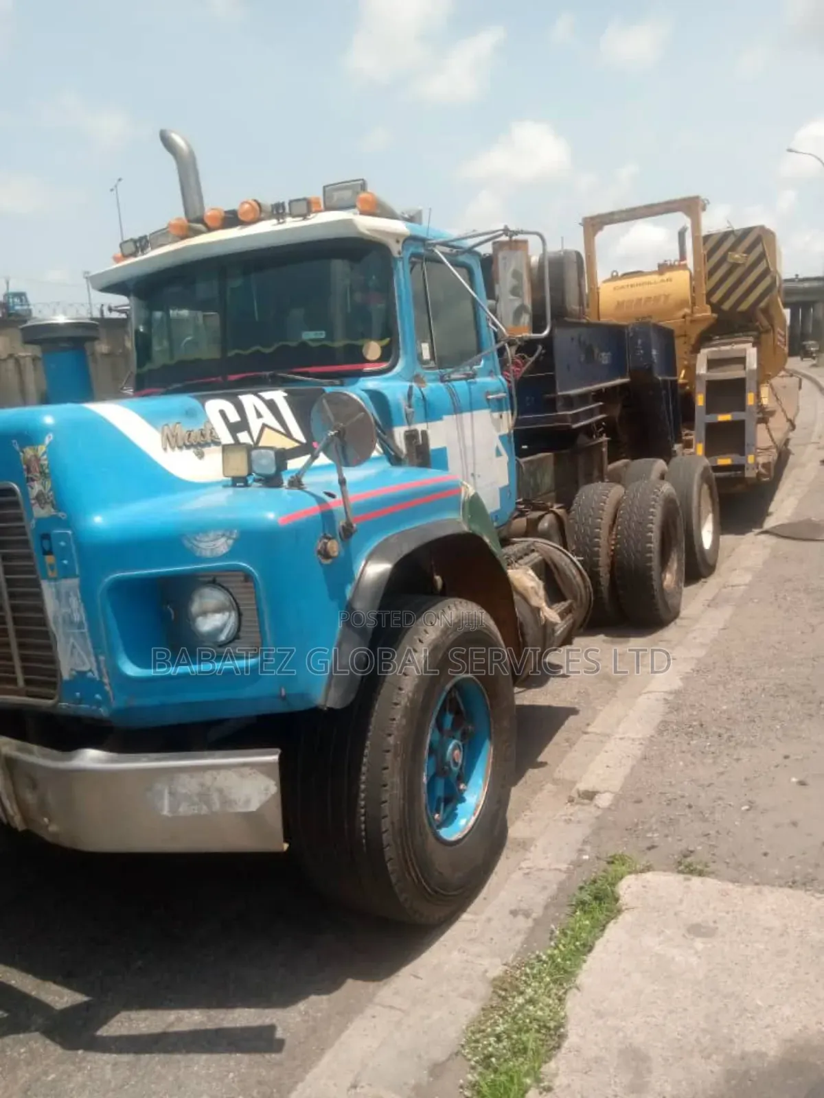 Caterpillar Pipelayer