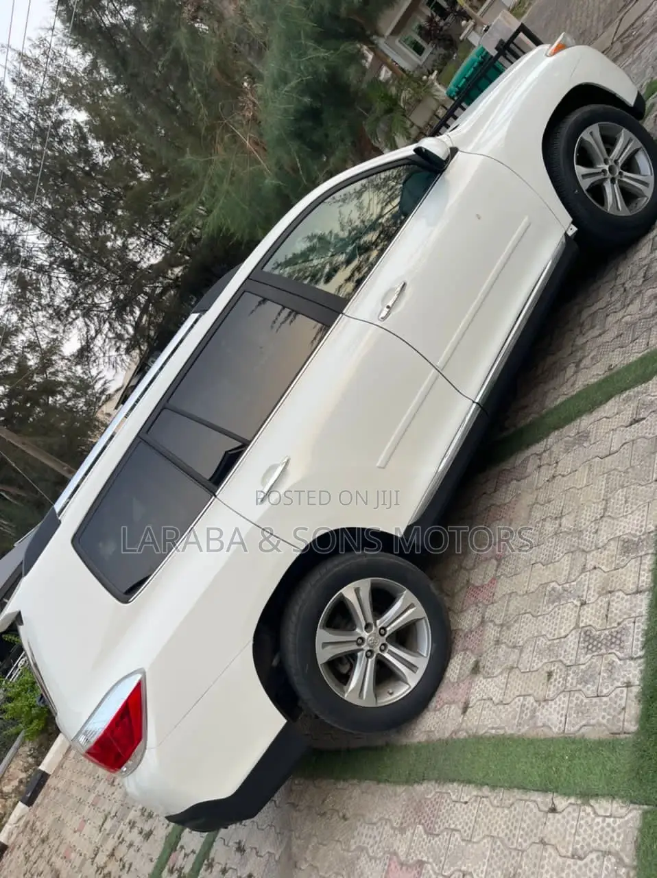 Toyota Highlander Limited 3.5l 4WD 2013 White