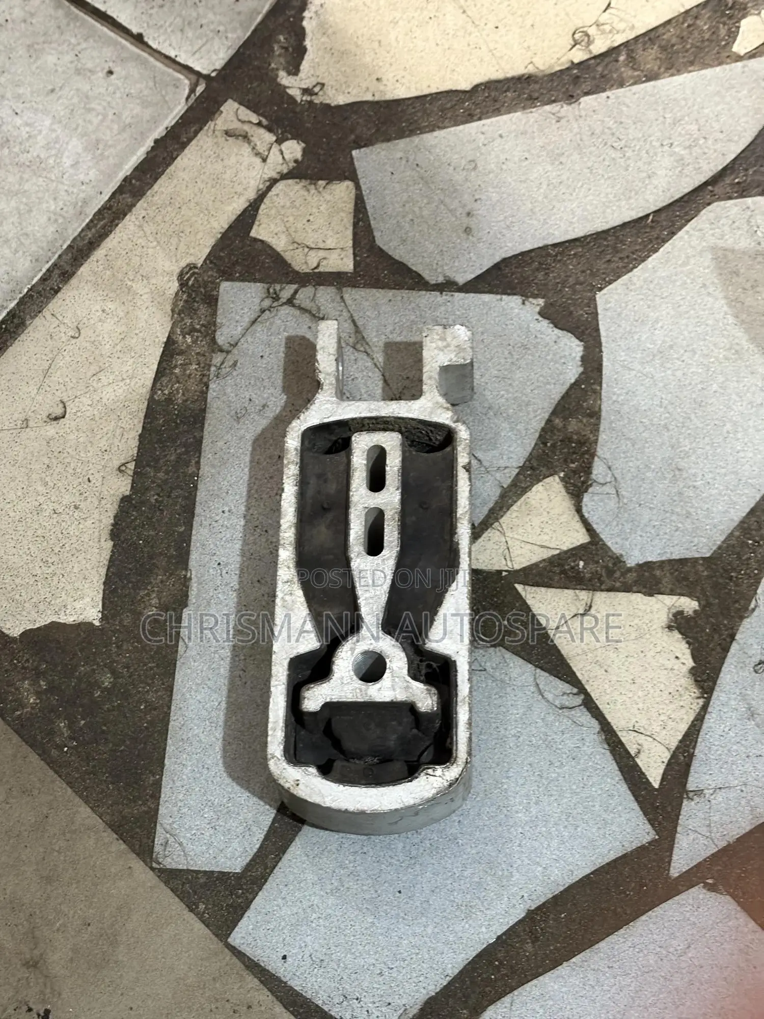 Gear Mount Ford Edge 2016-2018