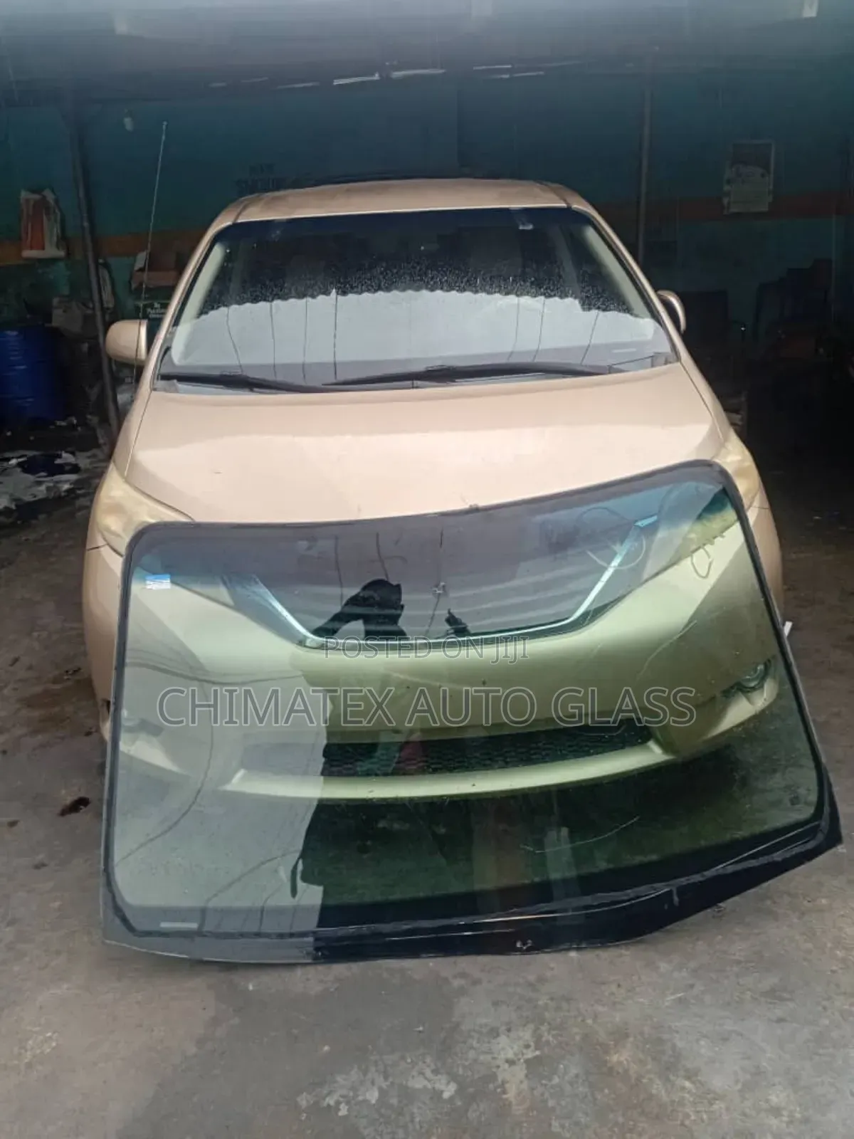 Toyota Sienna 2014 Windscreen Glass Installation We Deliver