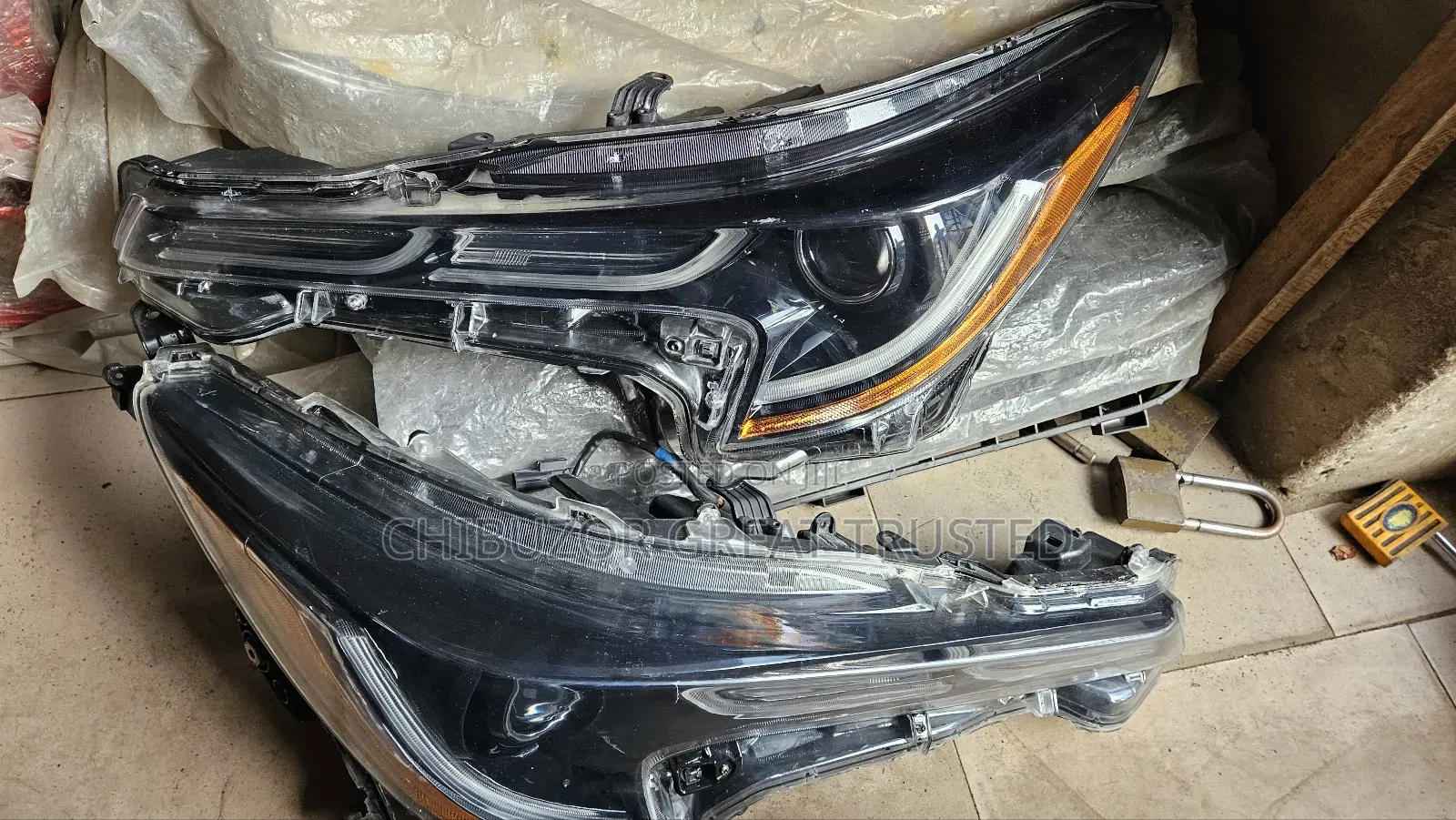 Set of Headlamp Corolla 2020 Sports
