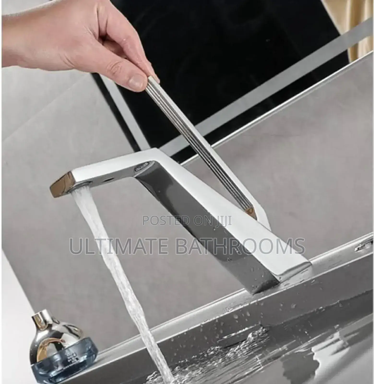 High Quality Unique Shape Basin Faucet in Chrome