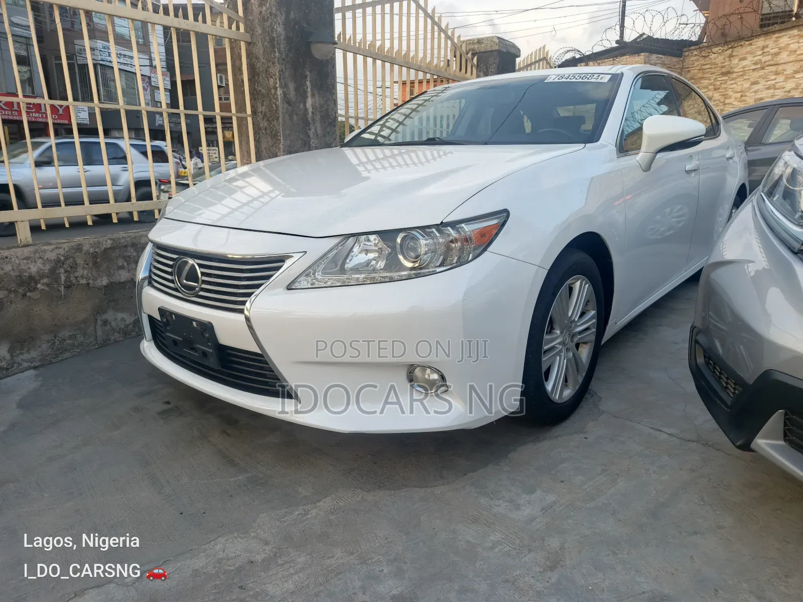 Lexus ES 350 FWD 2014 White