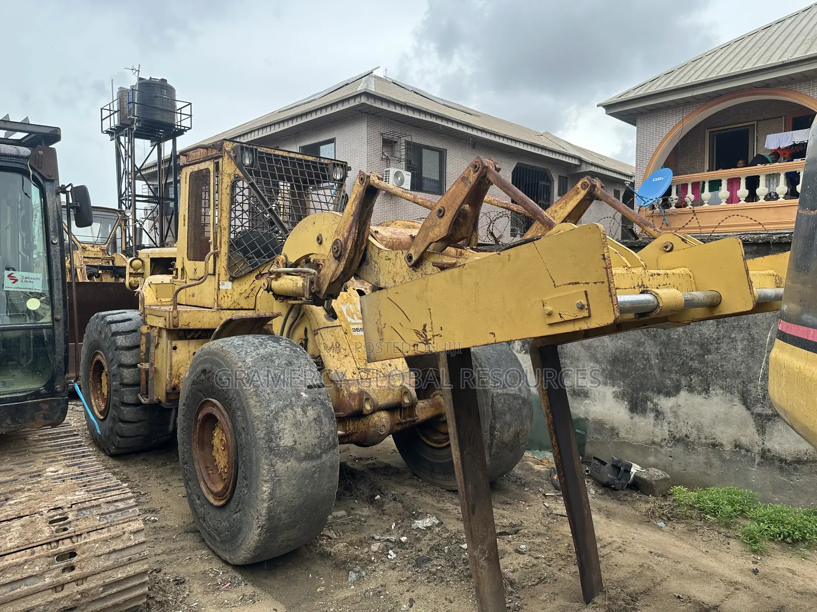 Foreign Used Cat 966c Loader With Forklift Attachment