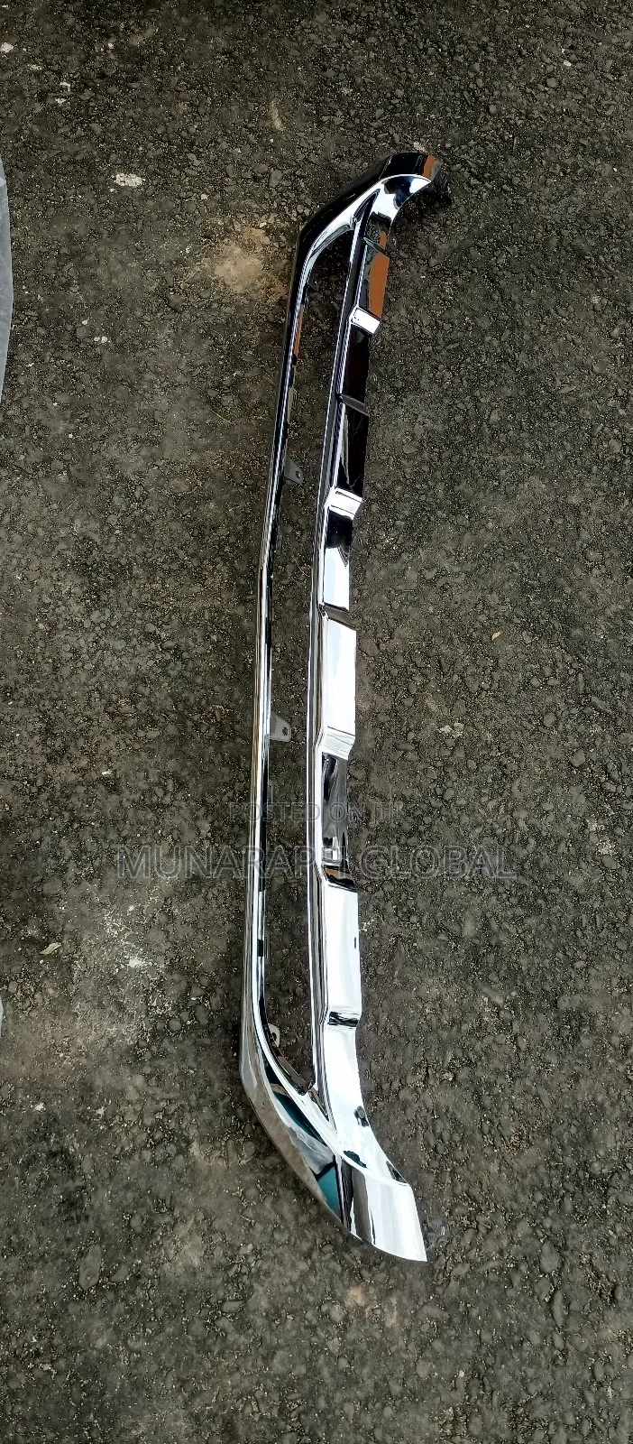 2013 Model GLK 350 Front Bumper Chrome.