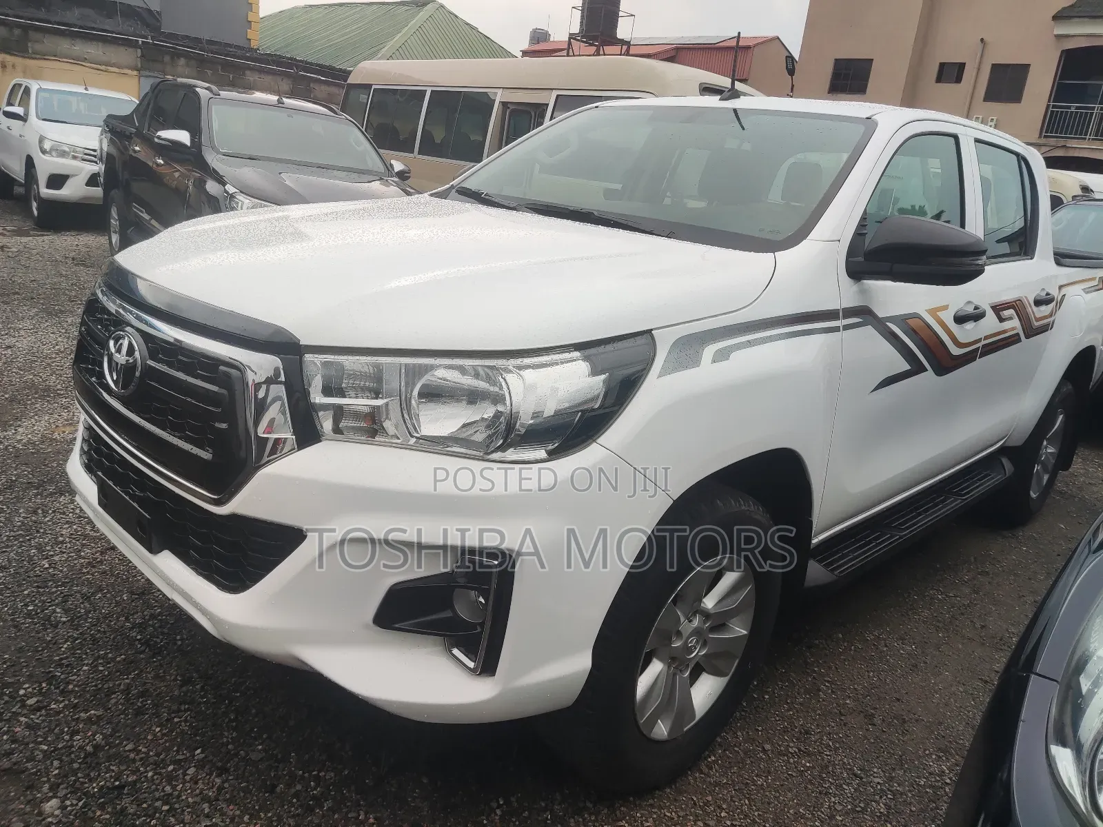 Toyota Hilux SR5 4x4 2017 White