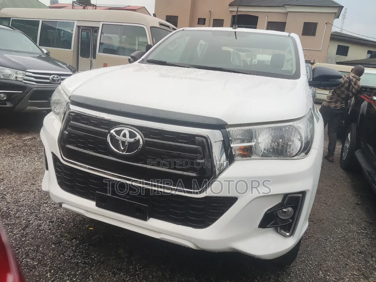 Toyota Hilux SR5 4x4 2017 White