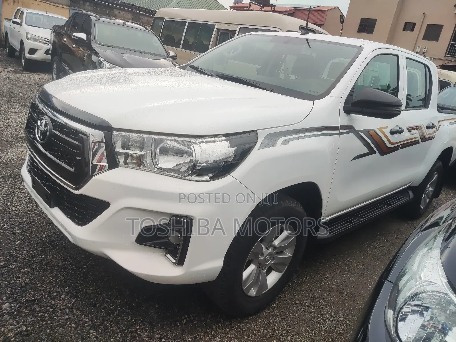 Toyota Hilux SR5 4x4 2017 White