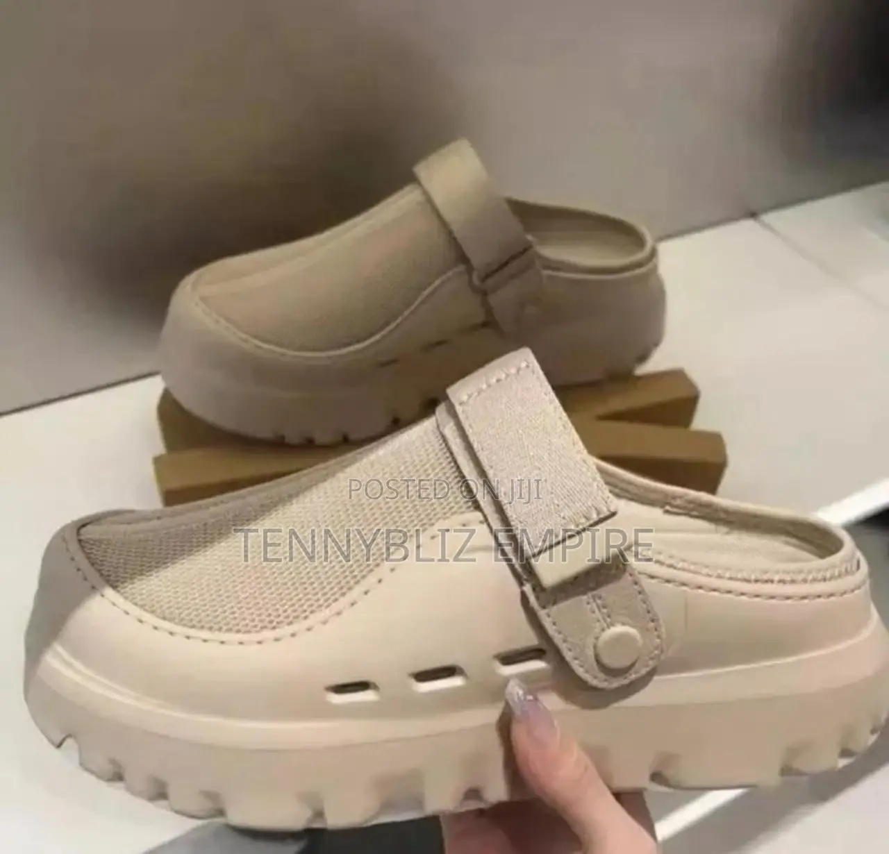 2025 Latest Luxury Ugg Most Wanted Quality Half Shoe