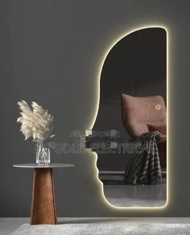 Smart Hanging Wall Mirror Makeup Irregulardesignvanity Light