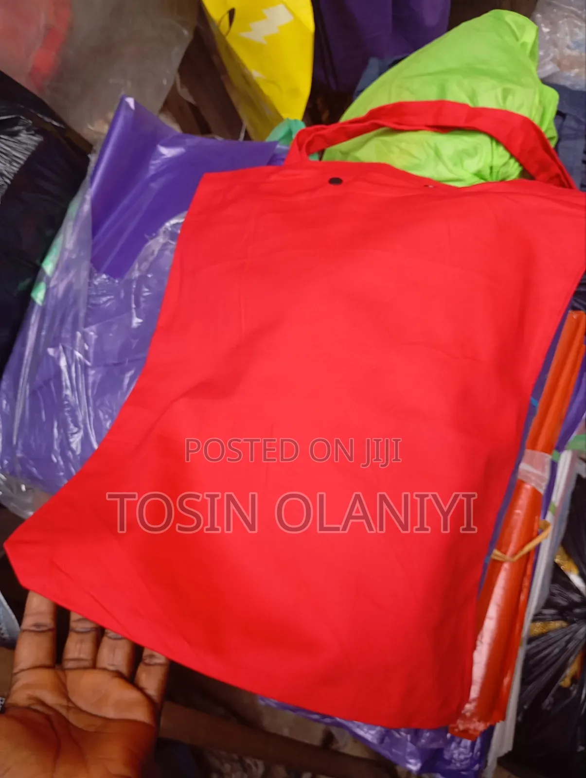 Quality Plain Tote Bags in Dozens