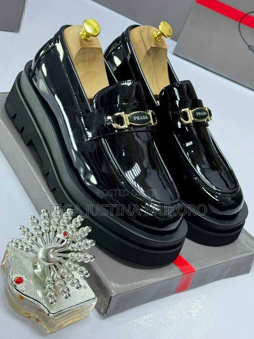 Latest Design Prada Men's Flat Shoes