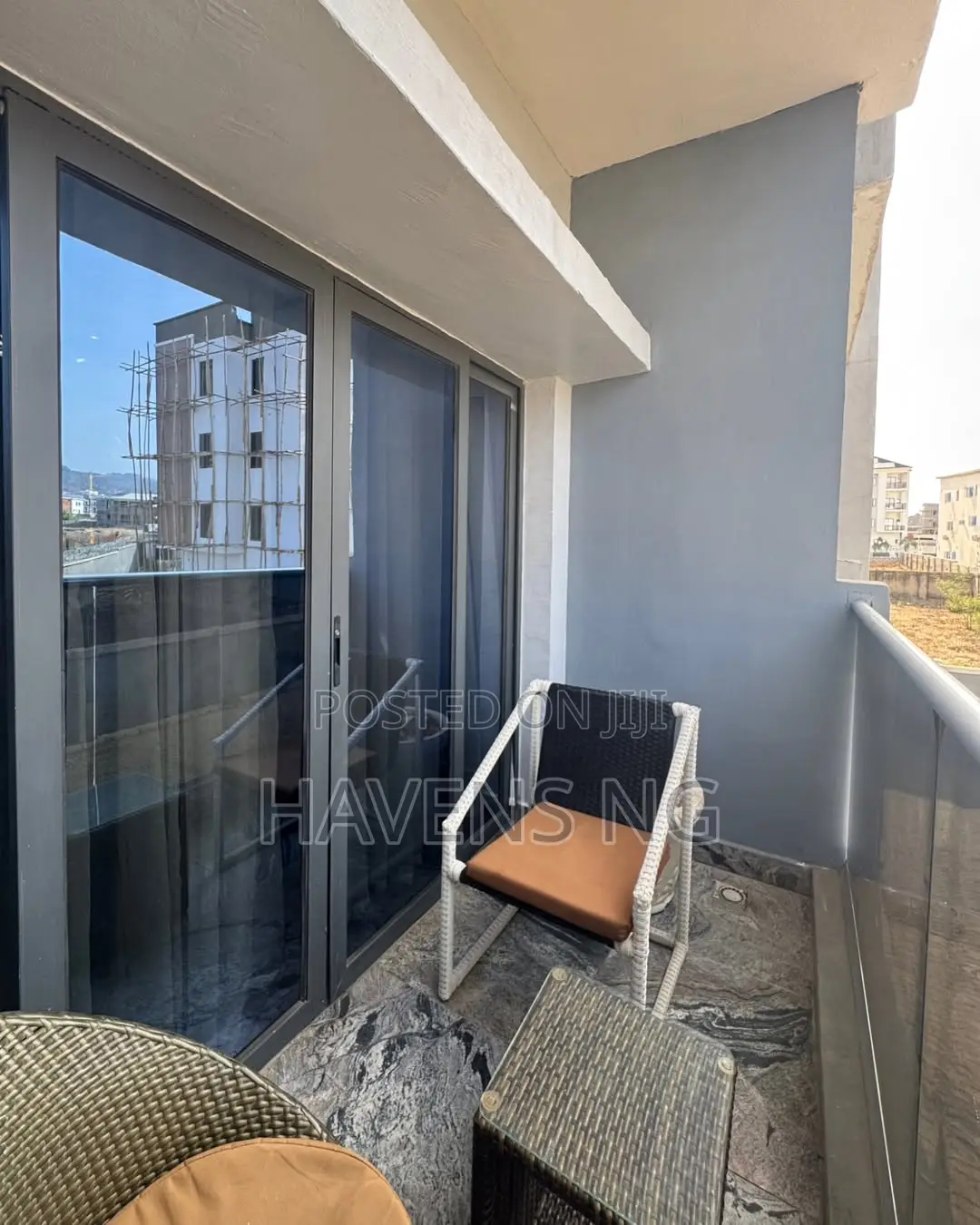 Premium 1-Bedroom Smart Luxury Apartment — Jahi, Abuja