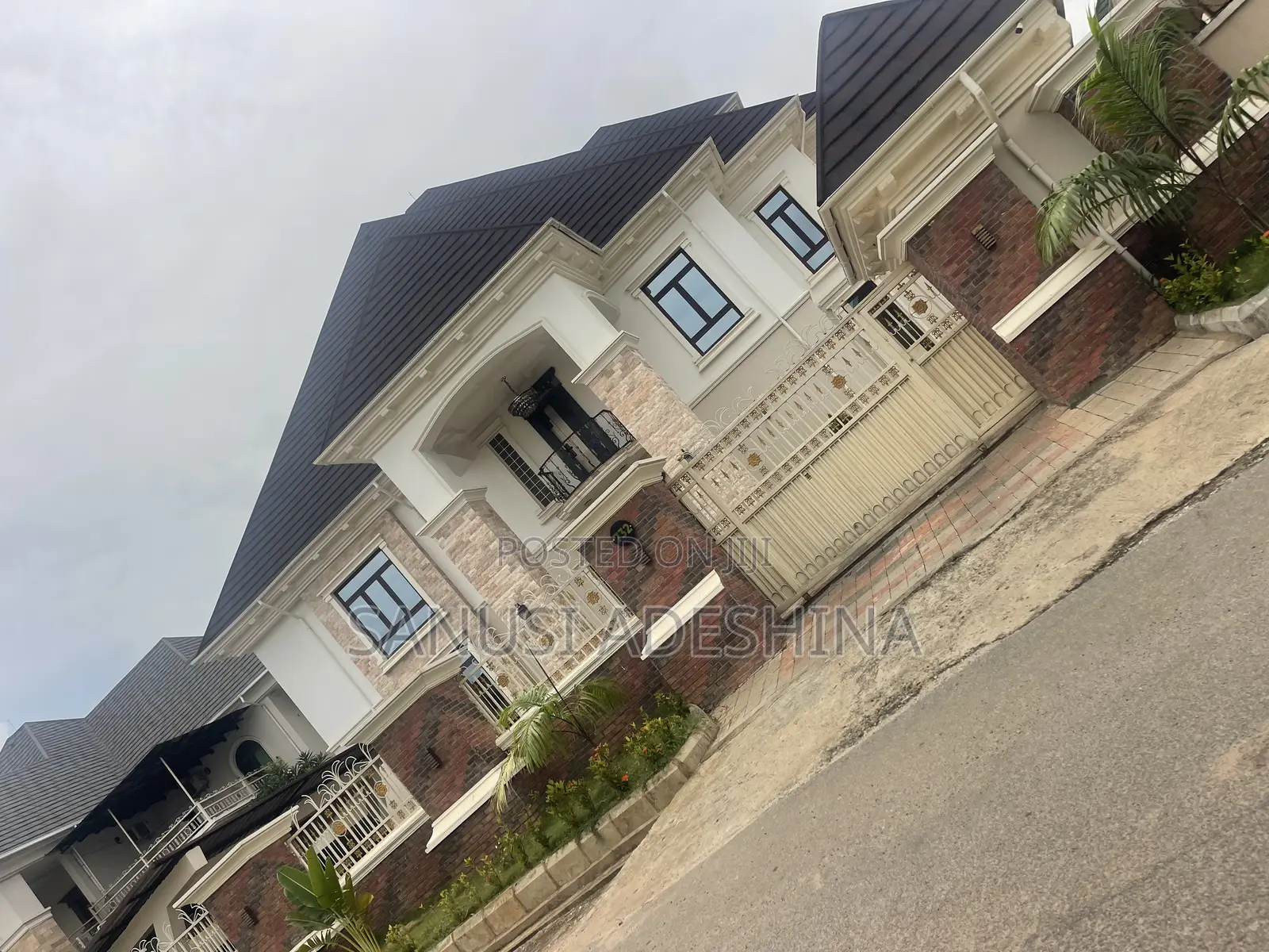 7bdrm Duplex in Mabushi,Fct Abuja for sale