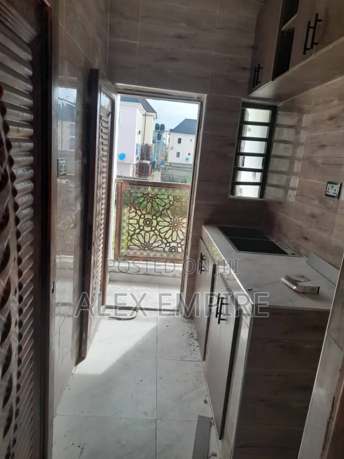 3bdrm Apartment in Ago Palace for rent