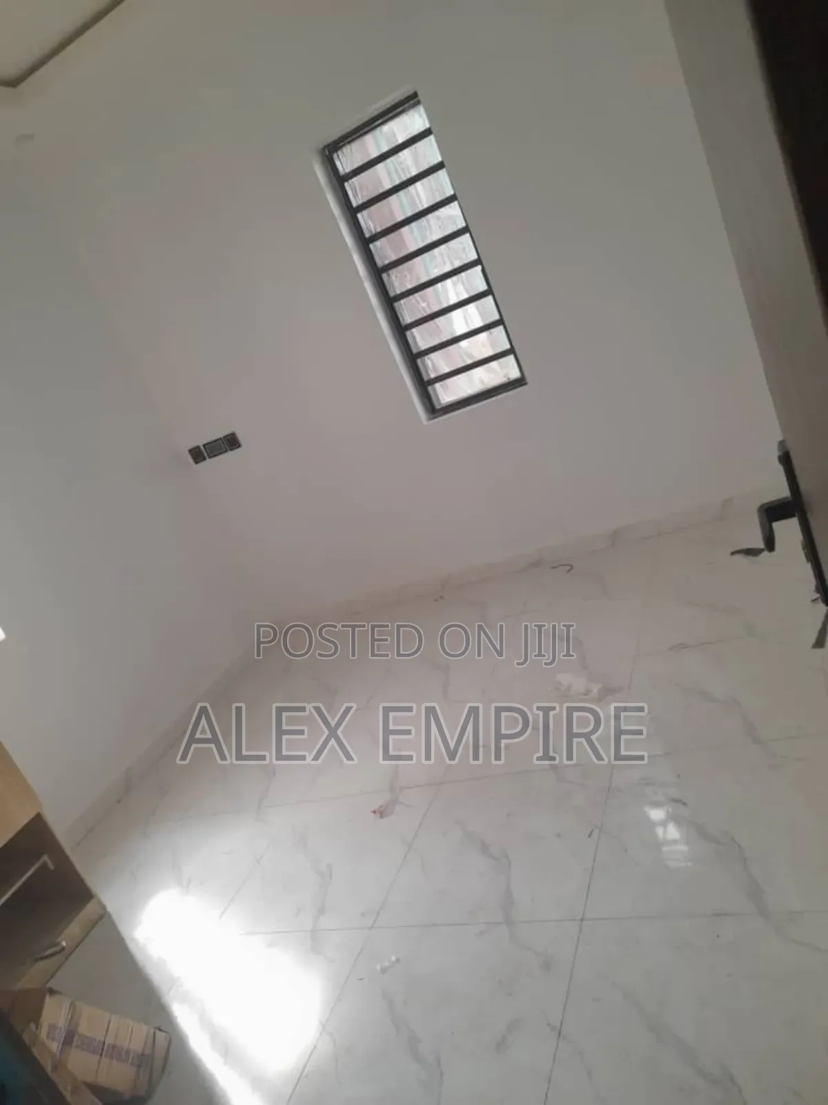 3bdrm Apartment in Ago Palace for rent