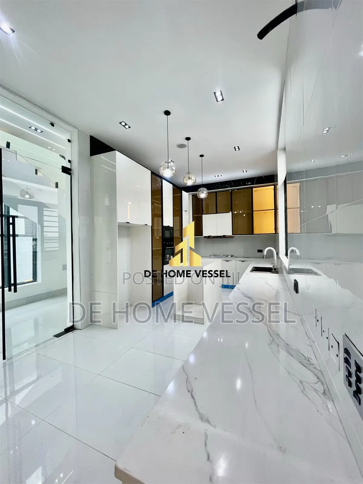 5bdrm Duplex in Ajah for sale