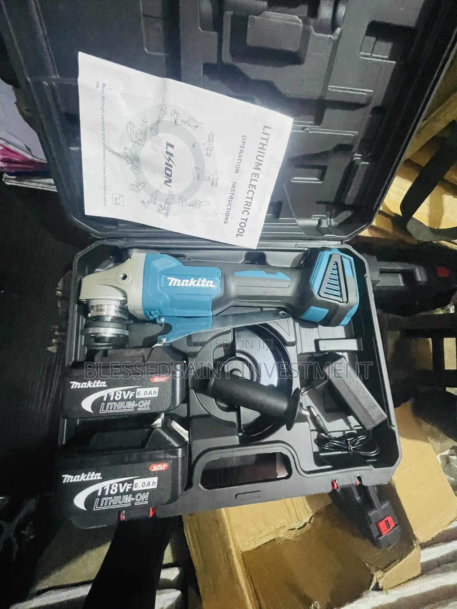 Makita Cordless Grinder 118v