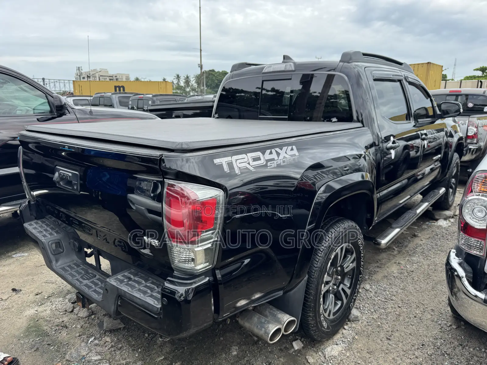 Toyota Tacoma TRD Off Road 2017 Black