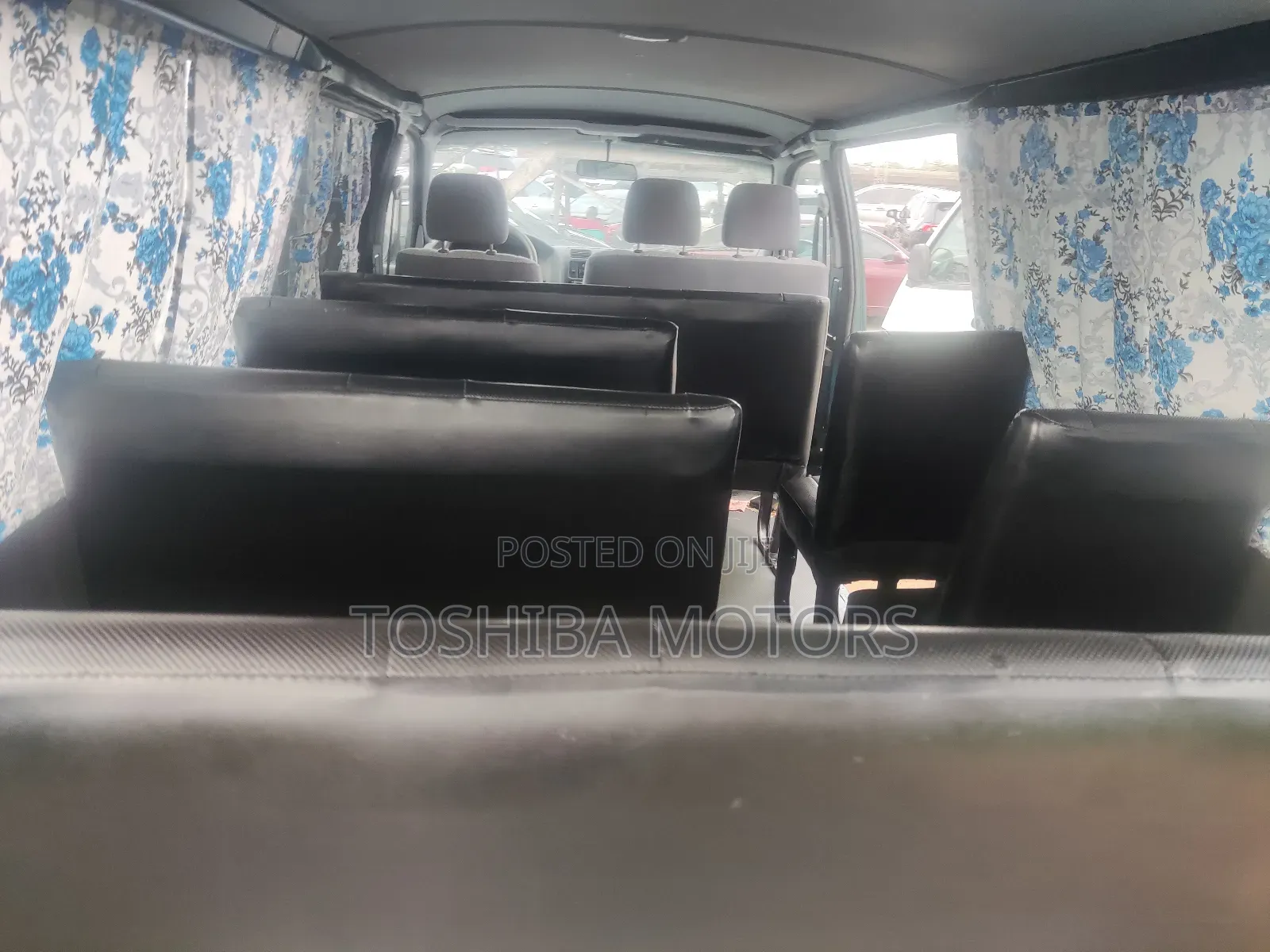 Toyota HiAce 2004 Blue
