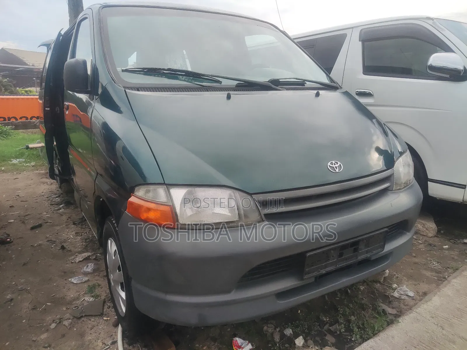 Toyota HiAce 2004 Blue