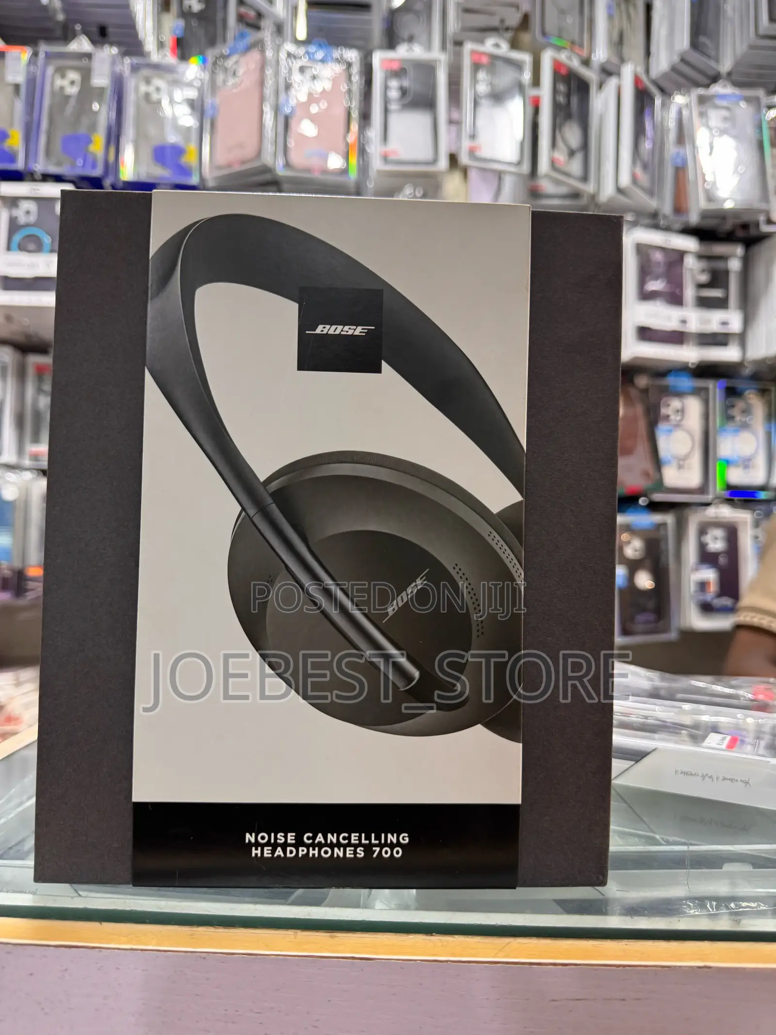 Bose Noise Cancelling Headphones -700