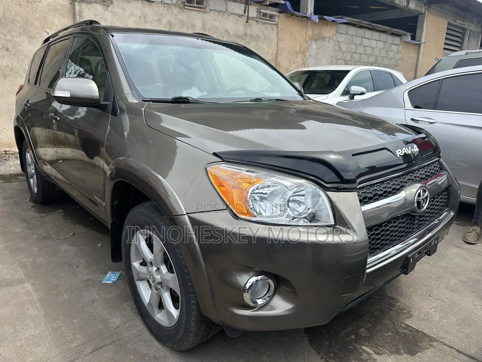 Toyota RAV4 3.5 Limited 4x4 2012 Brown