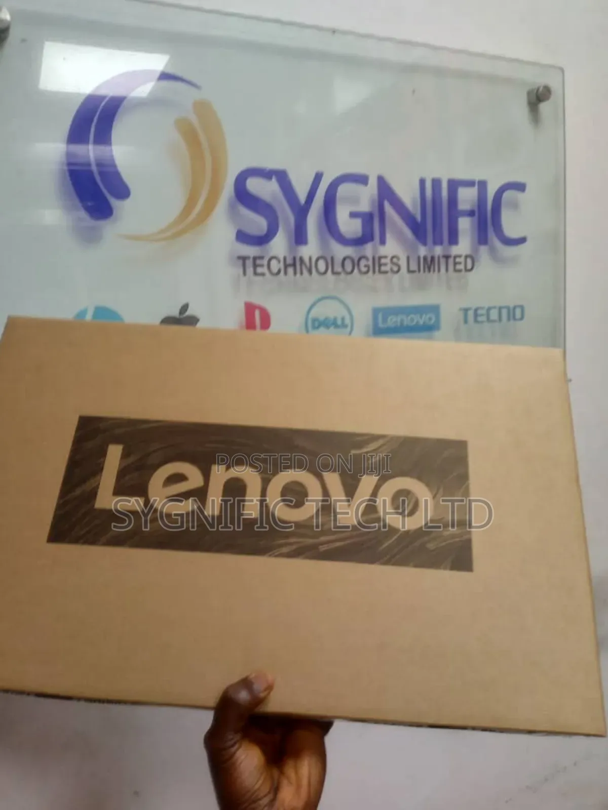 New Laptop Lenovo V15 4GB Intel Celeron SSD 256GB