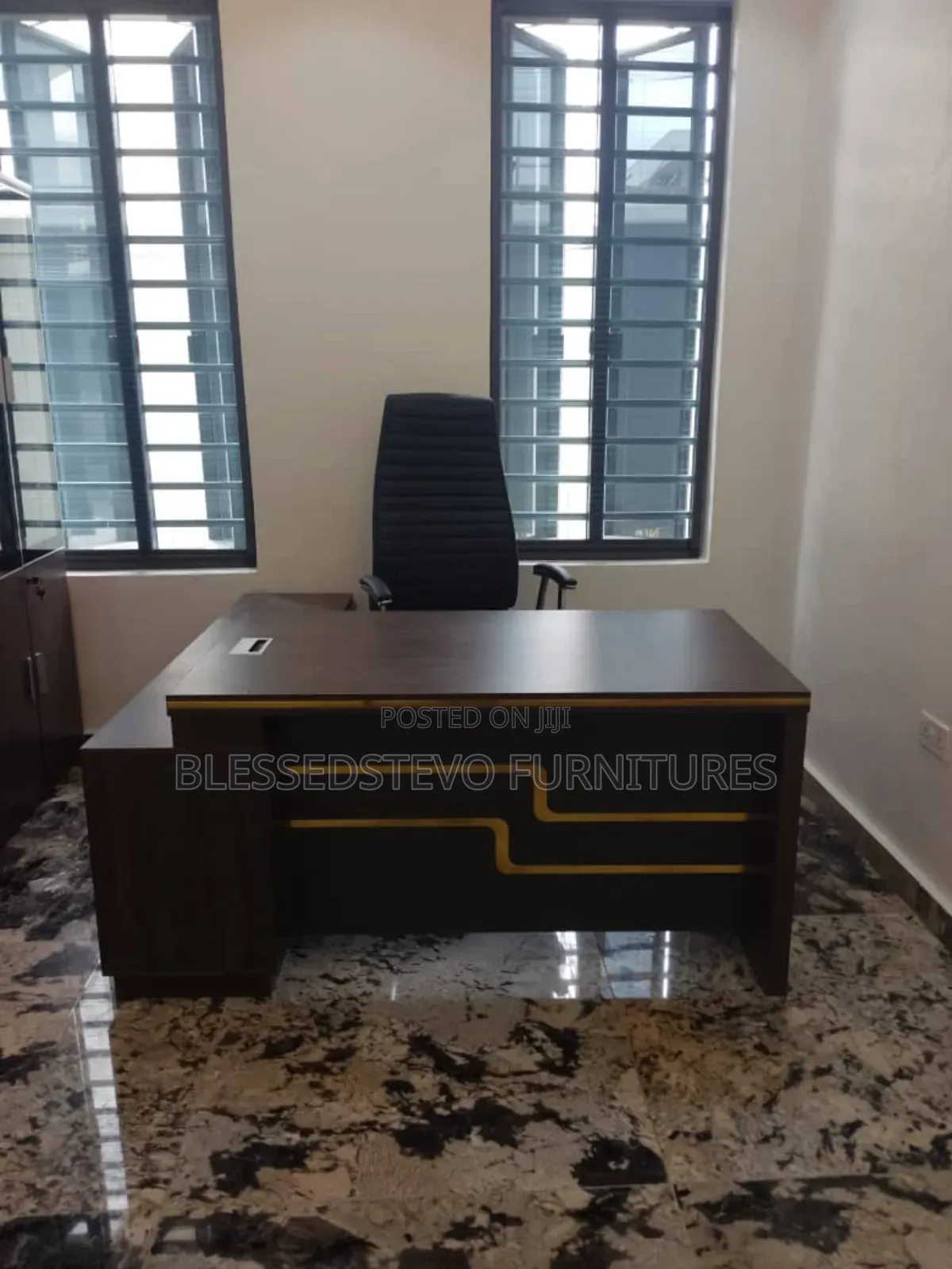 Luxury HDF Wood Office Tables 1.6 Meter