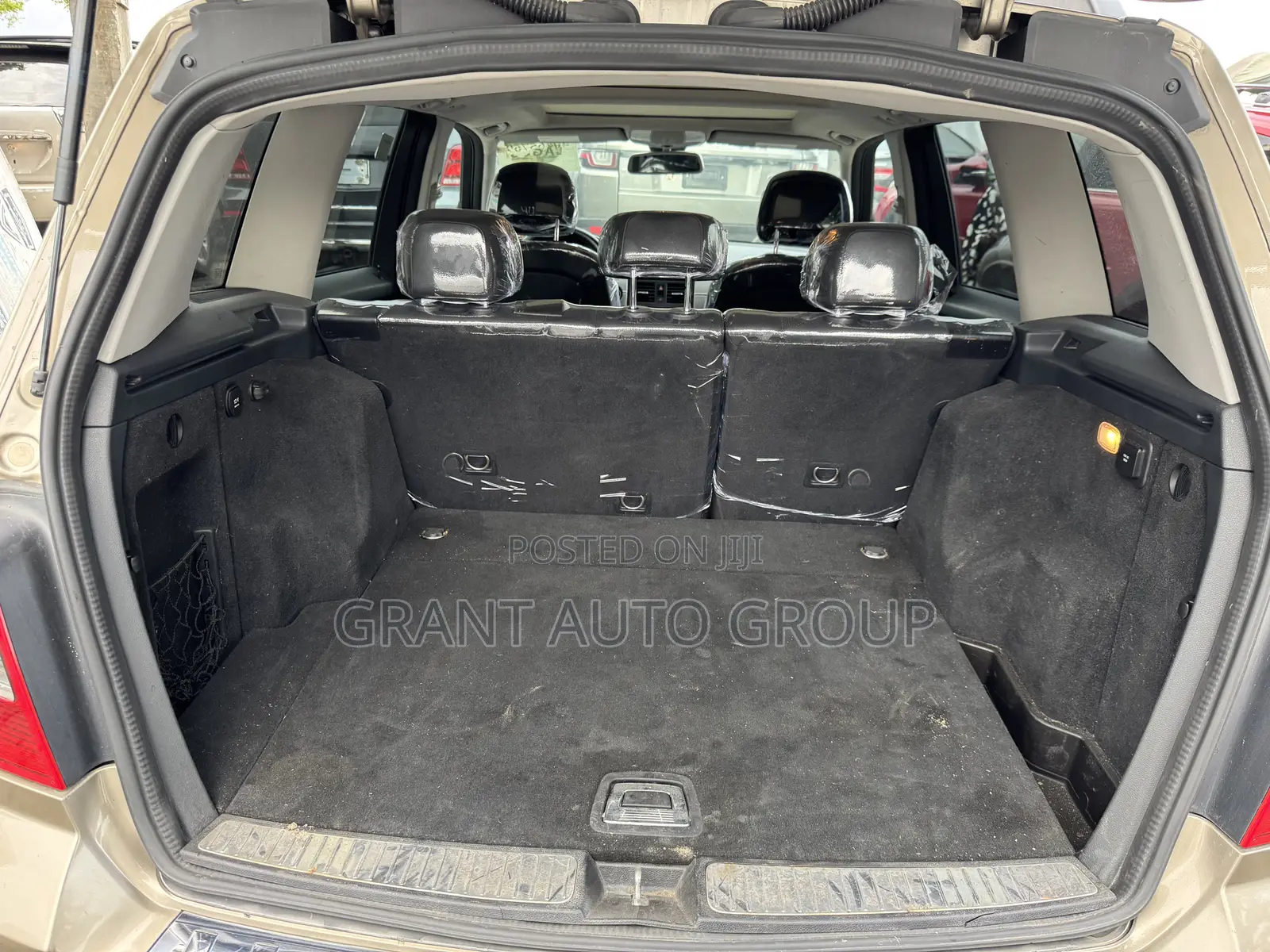 Mercedes-Benz GLK-Class 350 4MATIC 2010 Gold