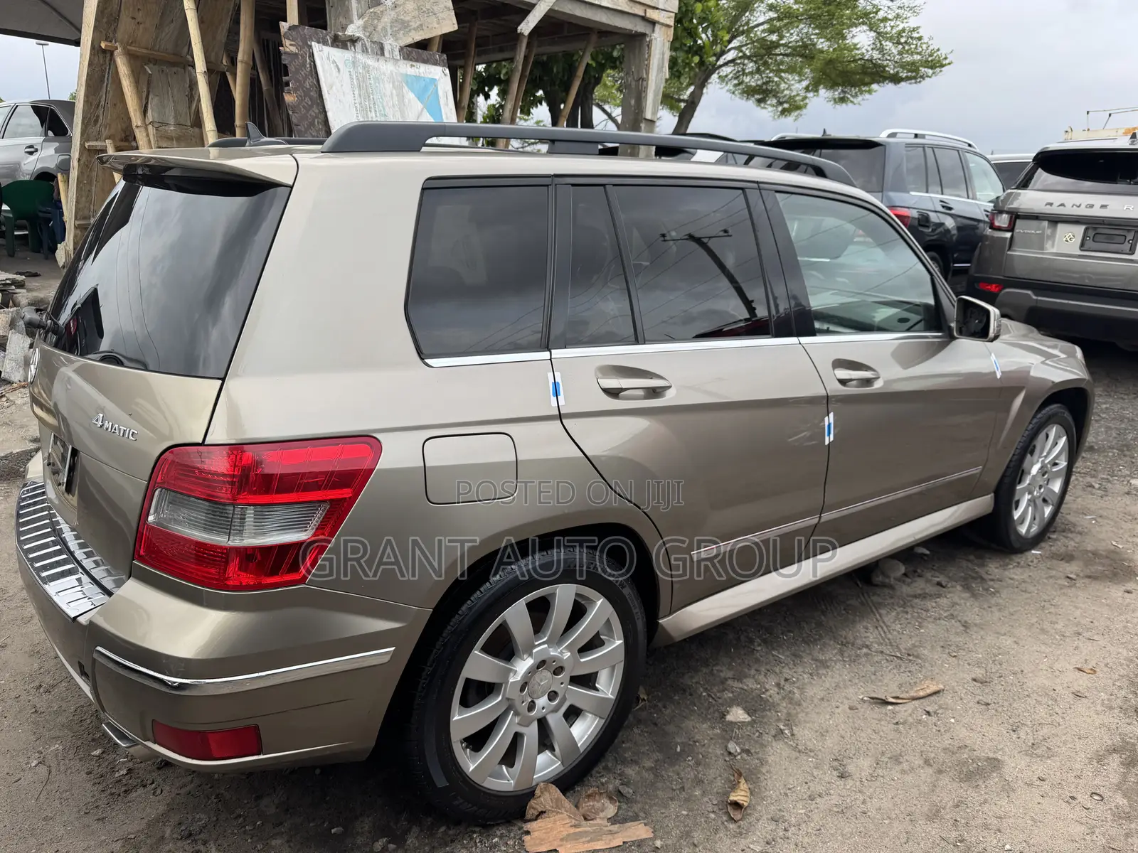 Mercedes-Benz GLK-Class 350 4MATIC 2010 Gold