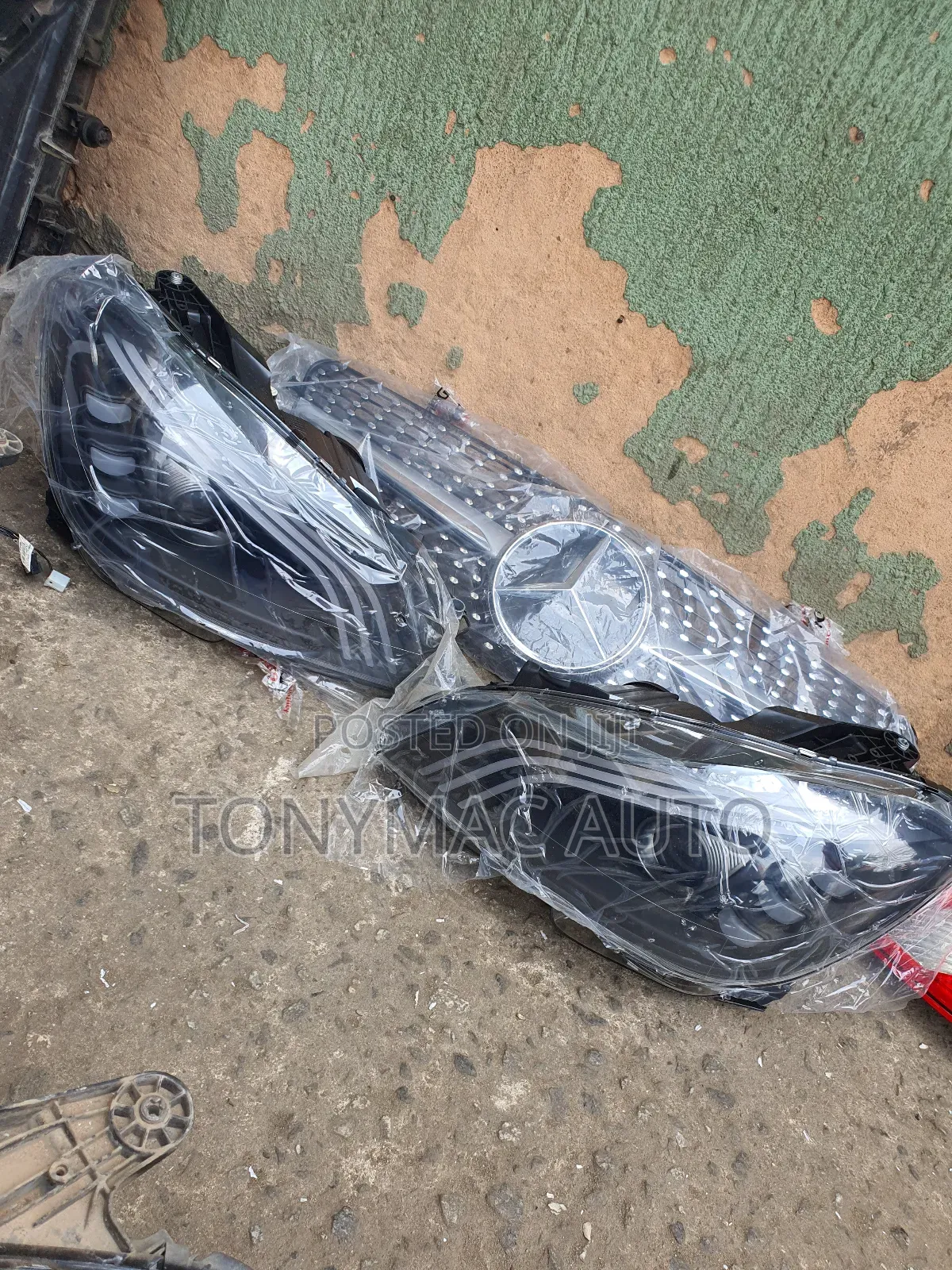 Mercedes Benz C300 From 2010 To 2013 Headlights Latest 2020