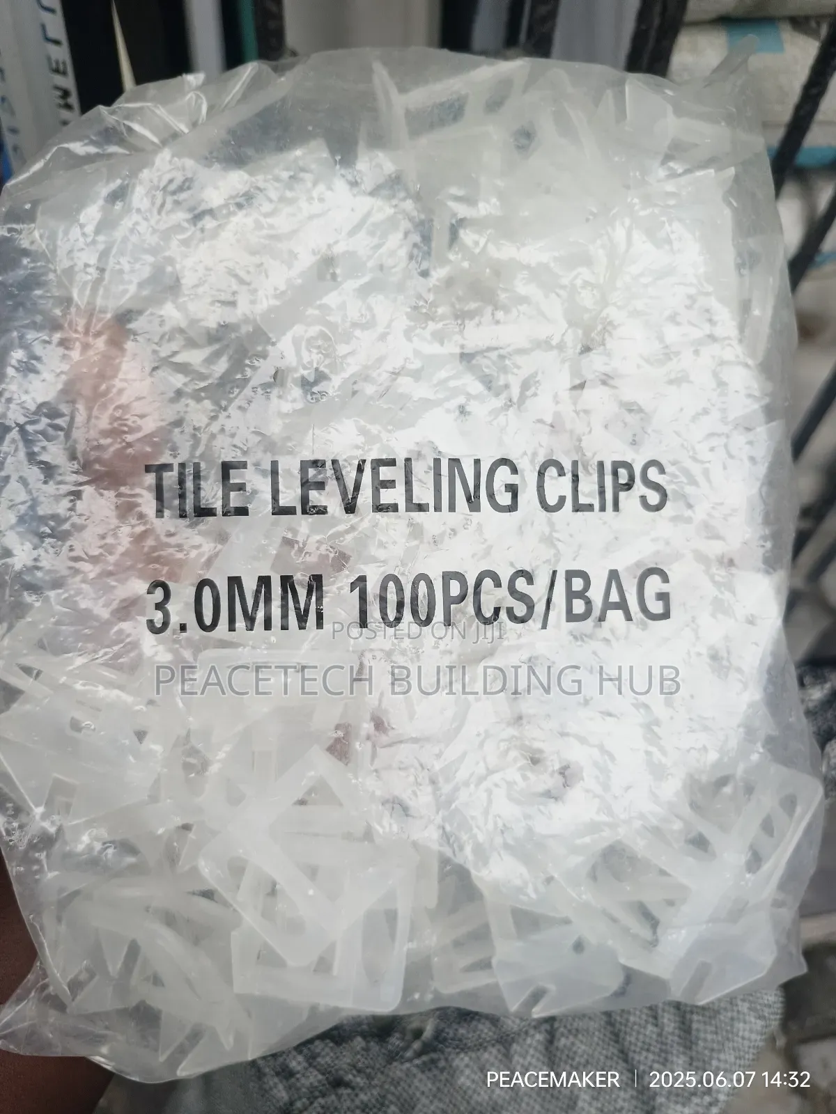 Tiles Clip and Leveler Spacer