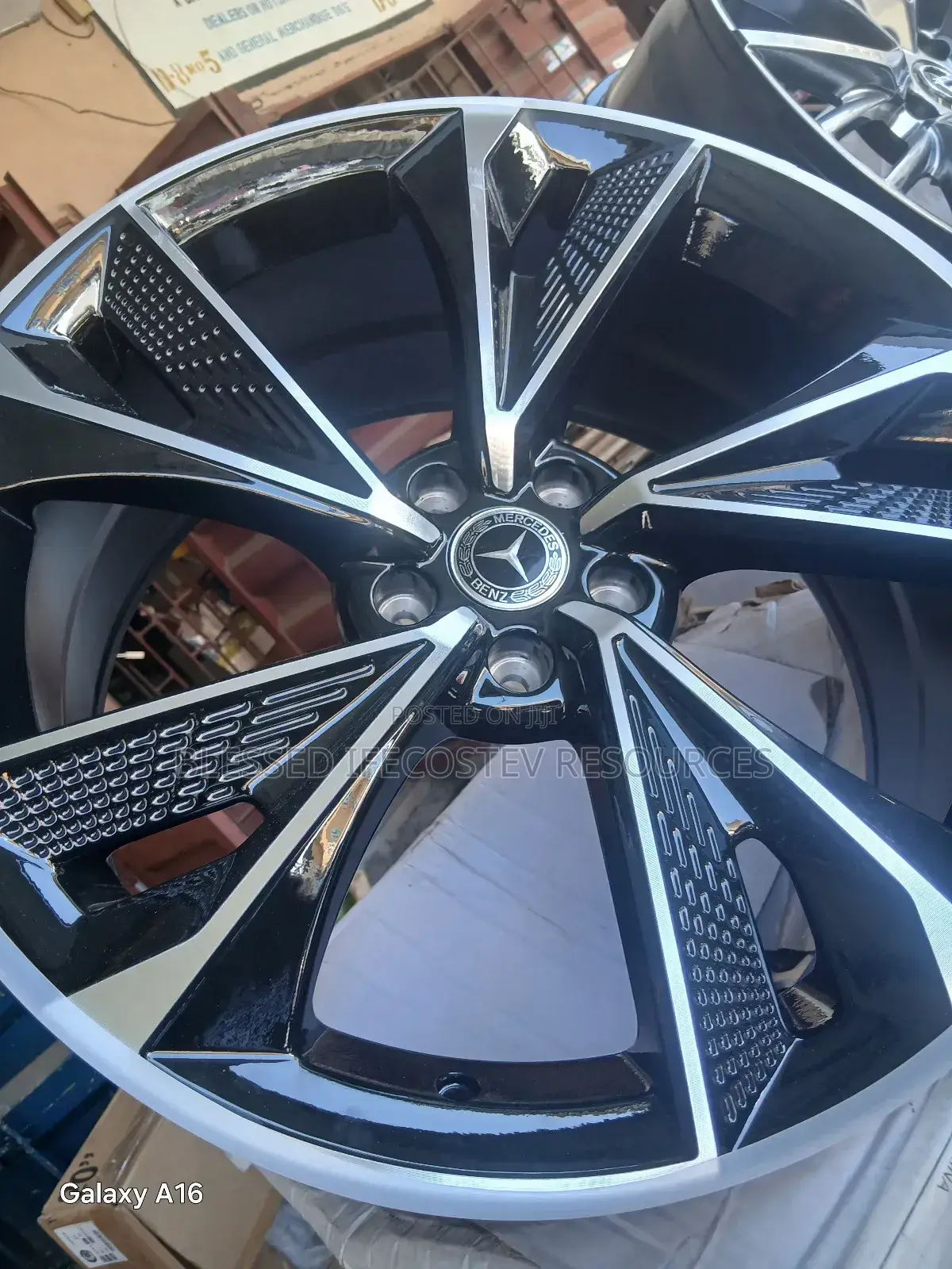 Mercedes Benz Rime Size 19