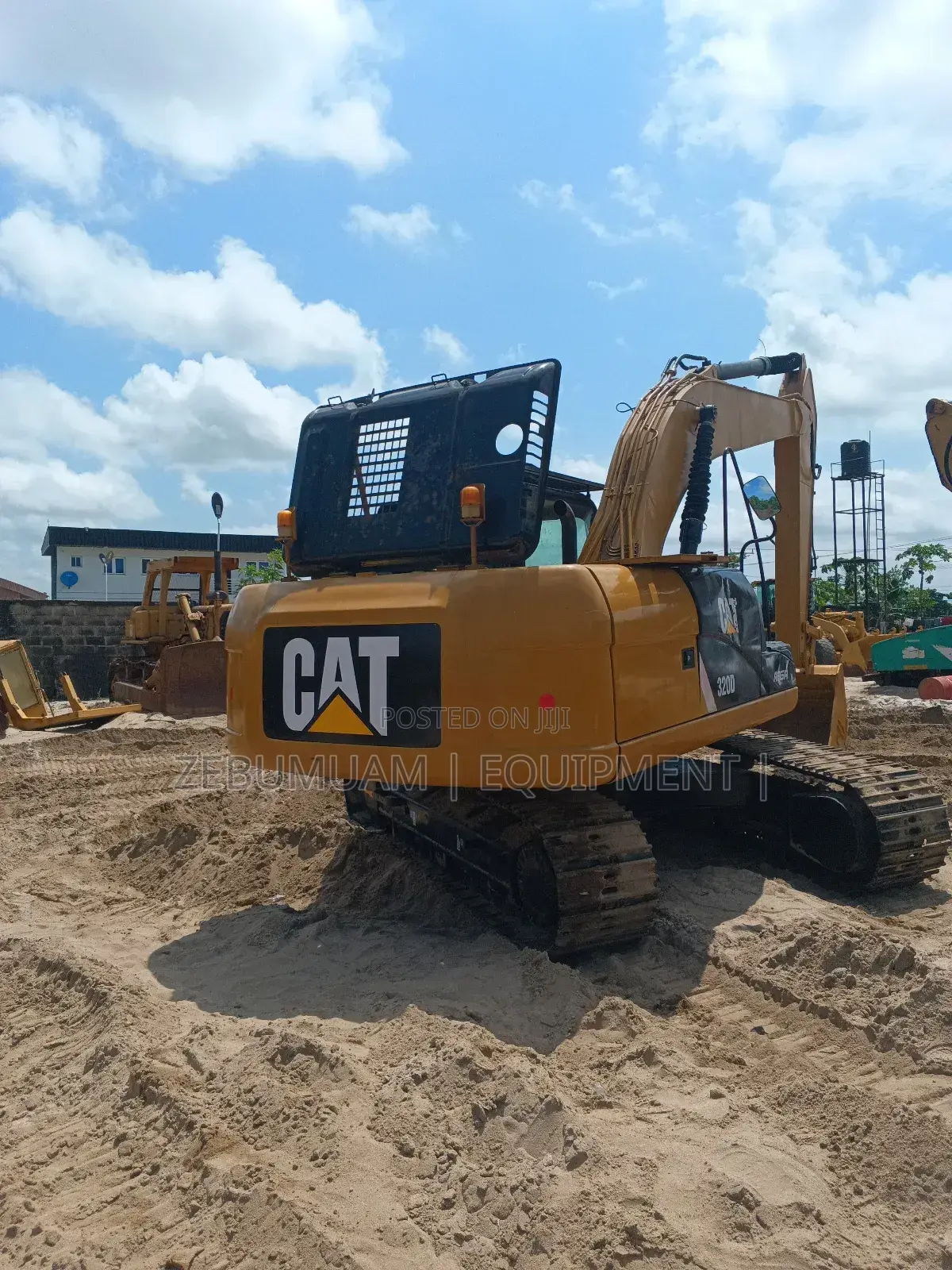Excavator 330 D, for Sale Price: 185million Naira
