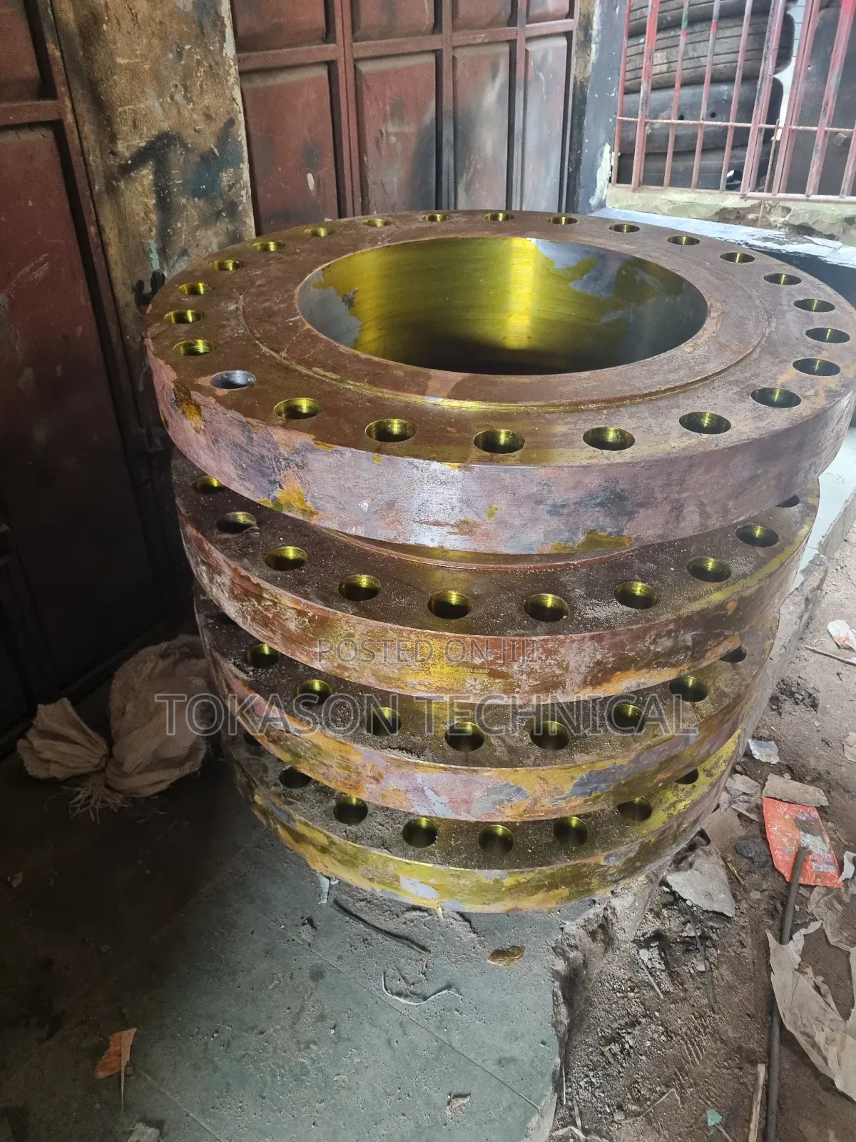 Heavy-Duty Astm A350 Lf3 Swivel Flanges.