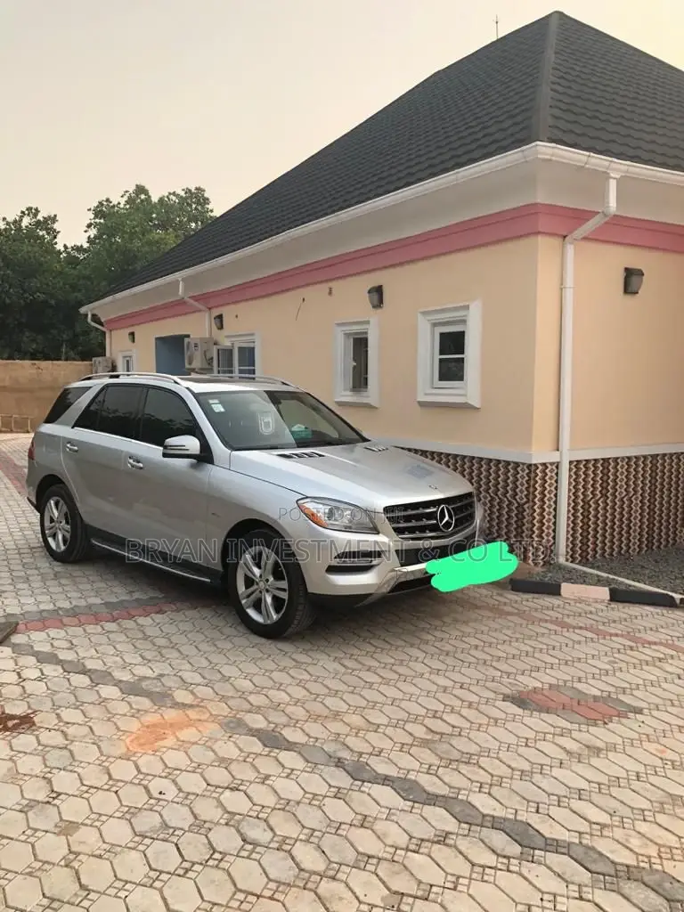 Mercedes-Benz M Class ML 350 4Matic 2012 Gray