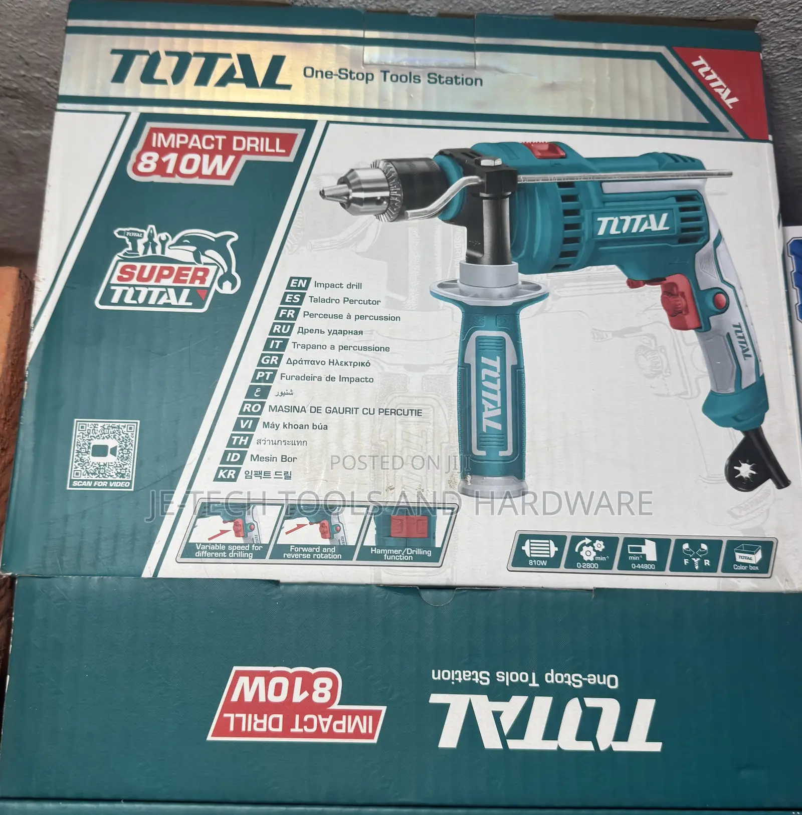 Total 810w Impact Drill