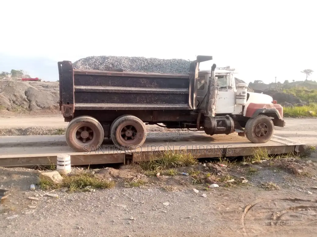 Chippings and Granite From Sentraco Mining Company