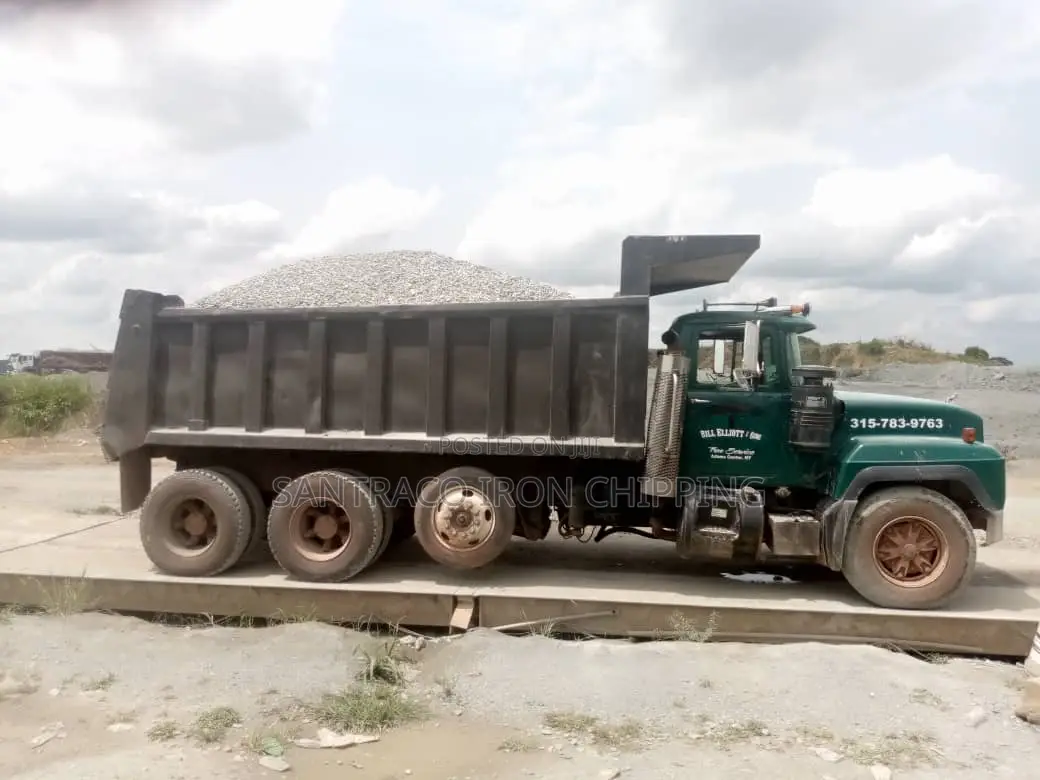 Chippings and Granite From Sentraco Mining