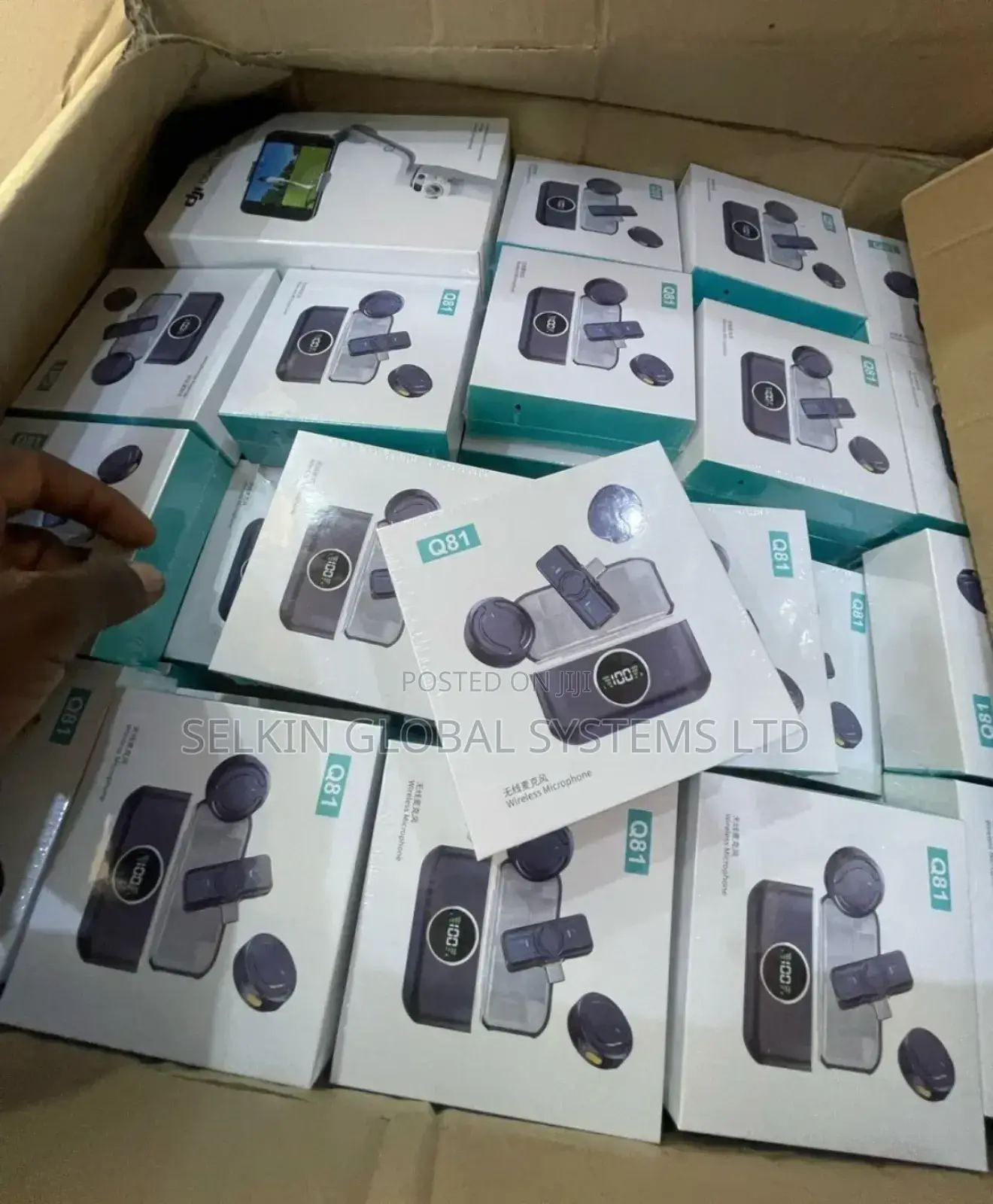 Q81 Wireless Microphones