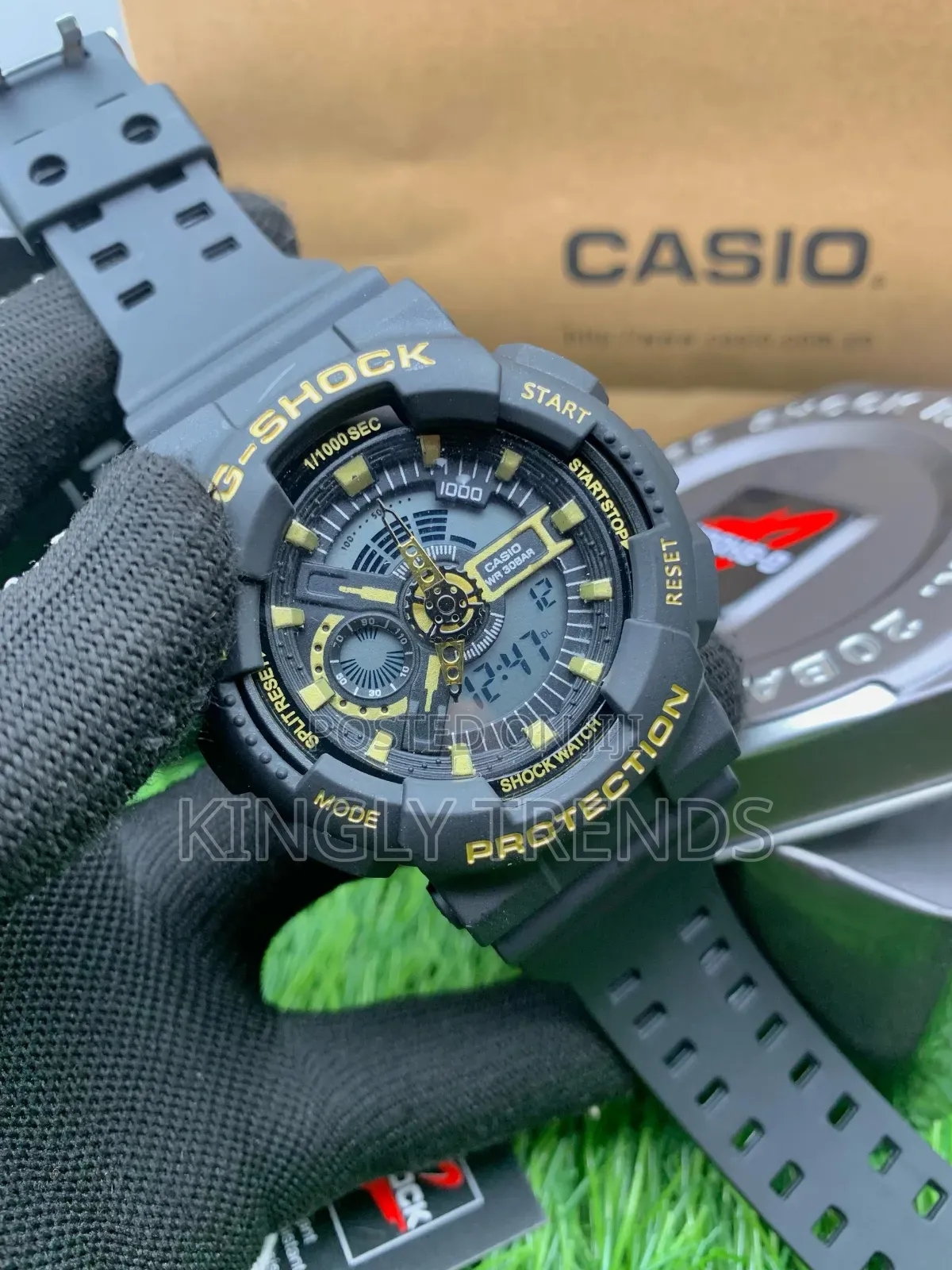G-Shock G250
Wristwatch