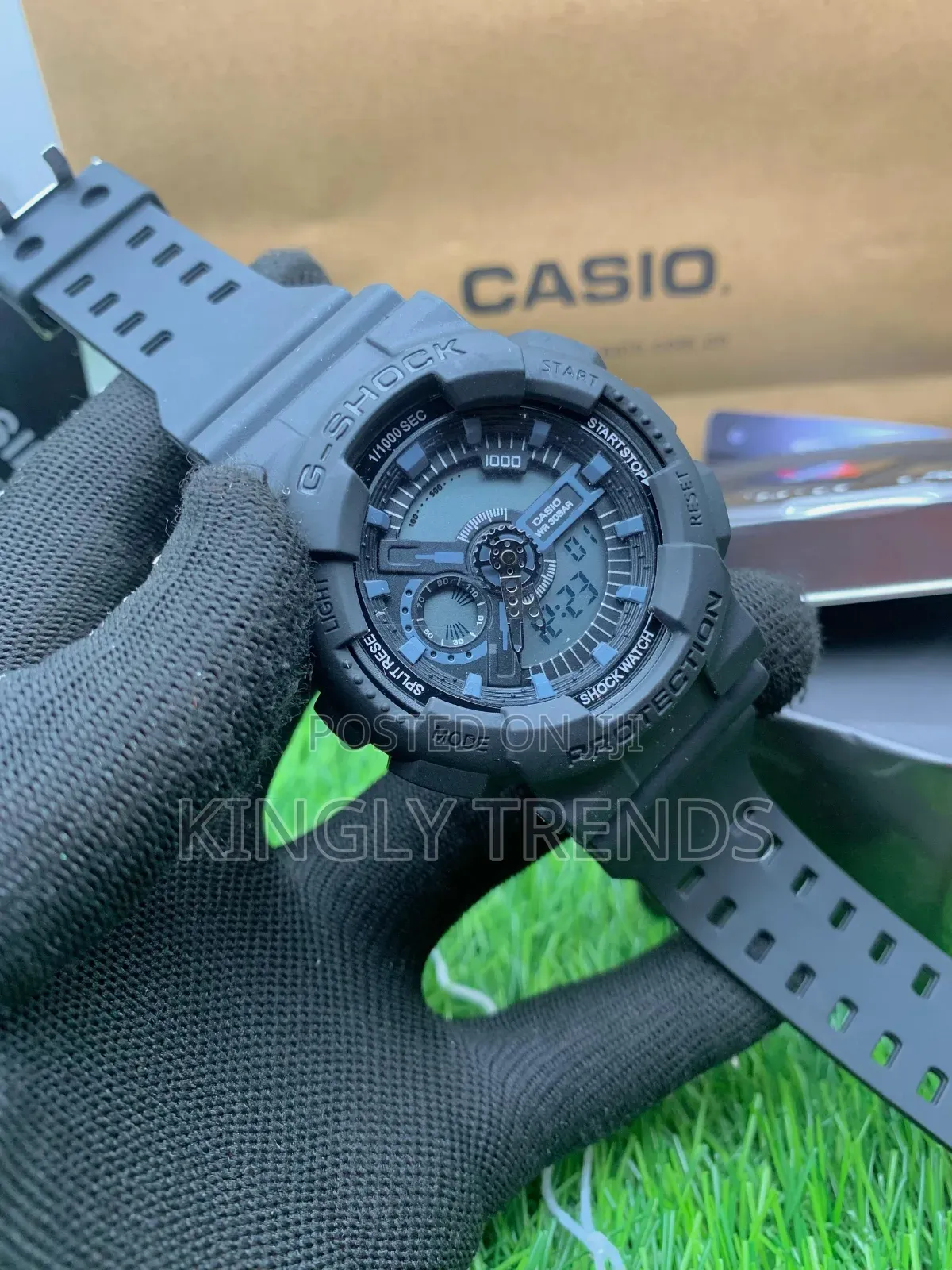 G-Shock G250
Wristwatch