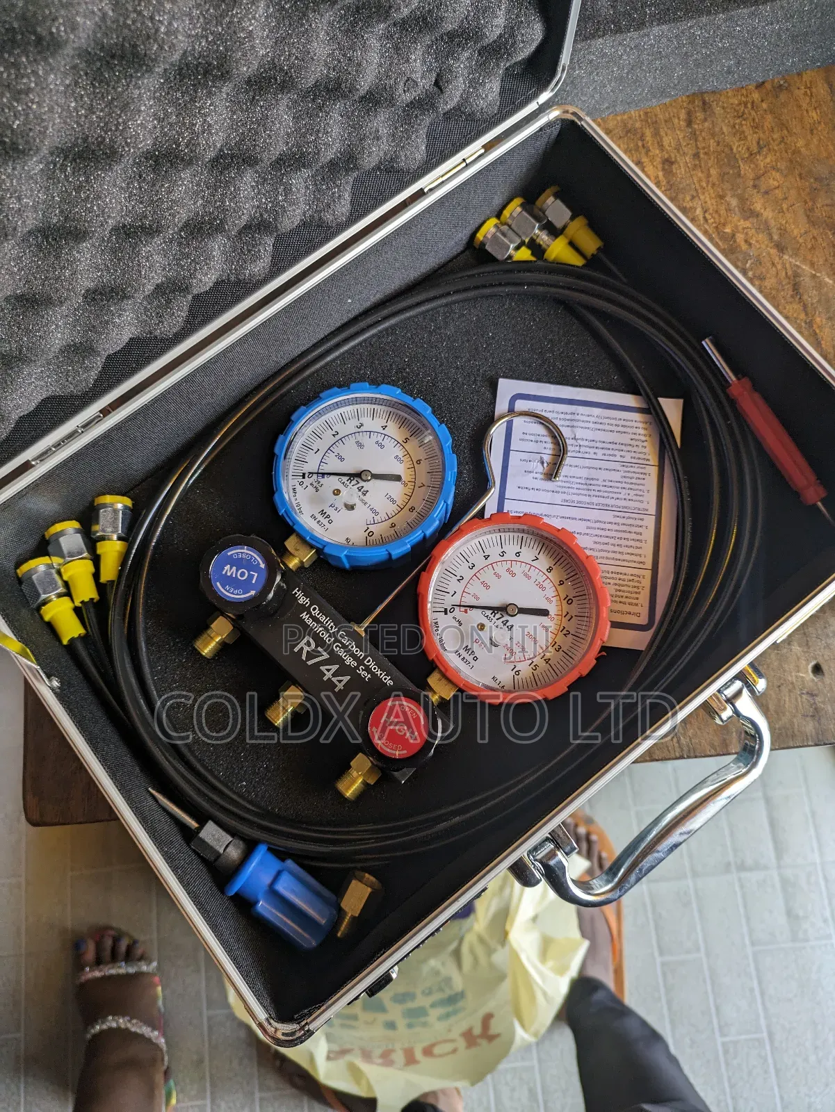 Complete Boxed Manifold Gauge Set R744 A/C System