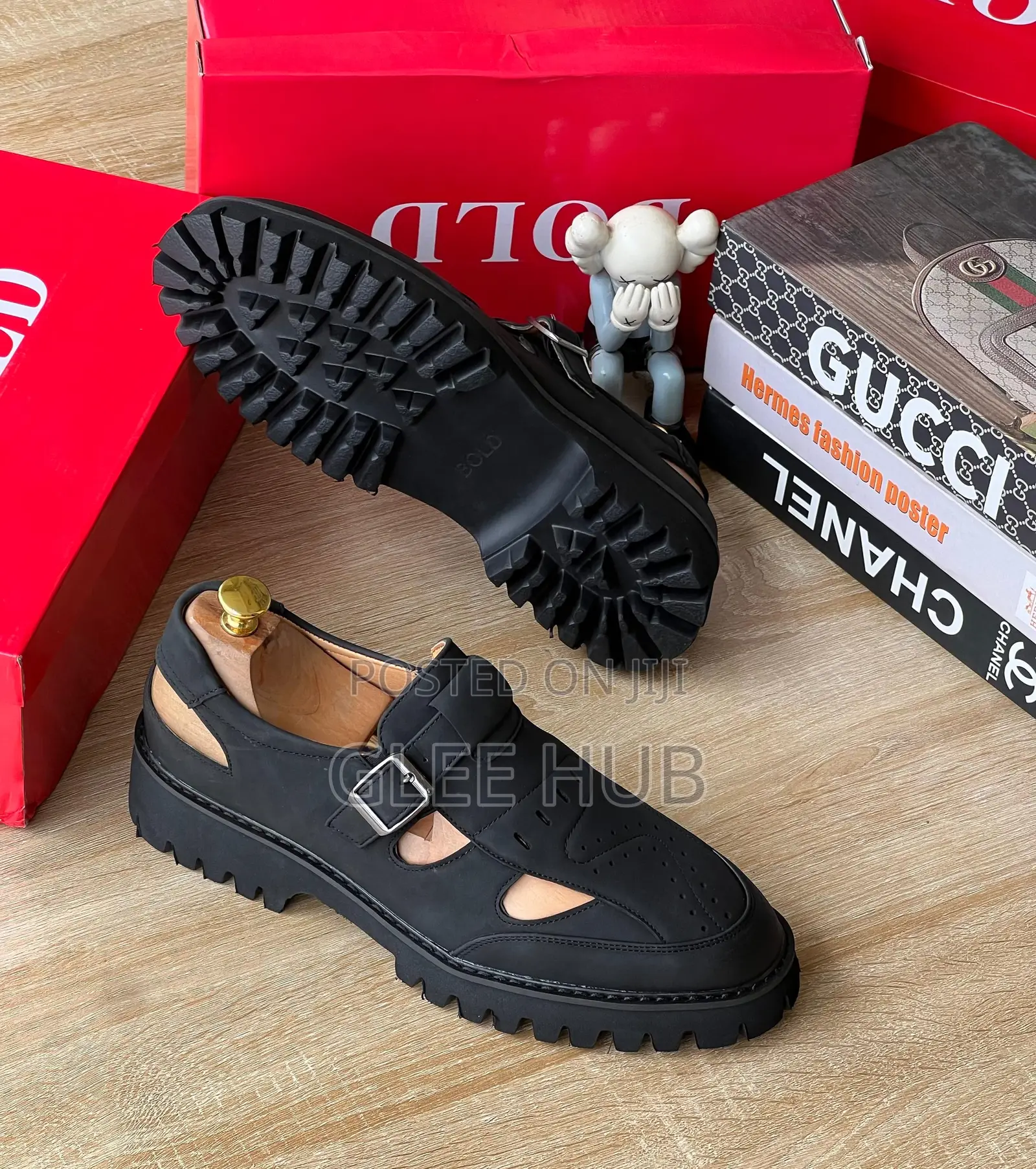 Black Bold Sandals