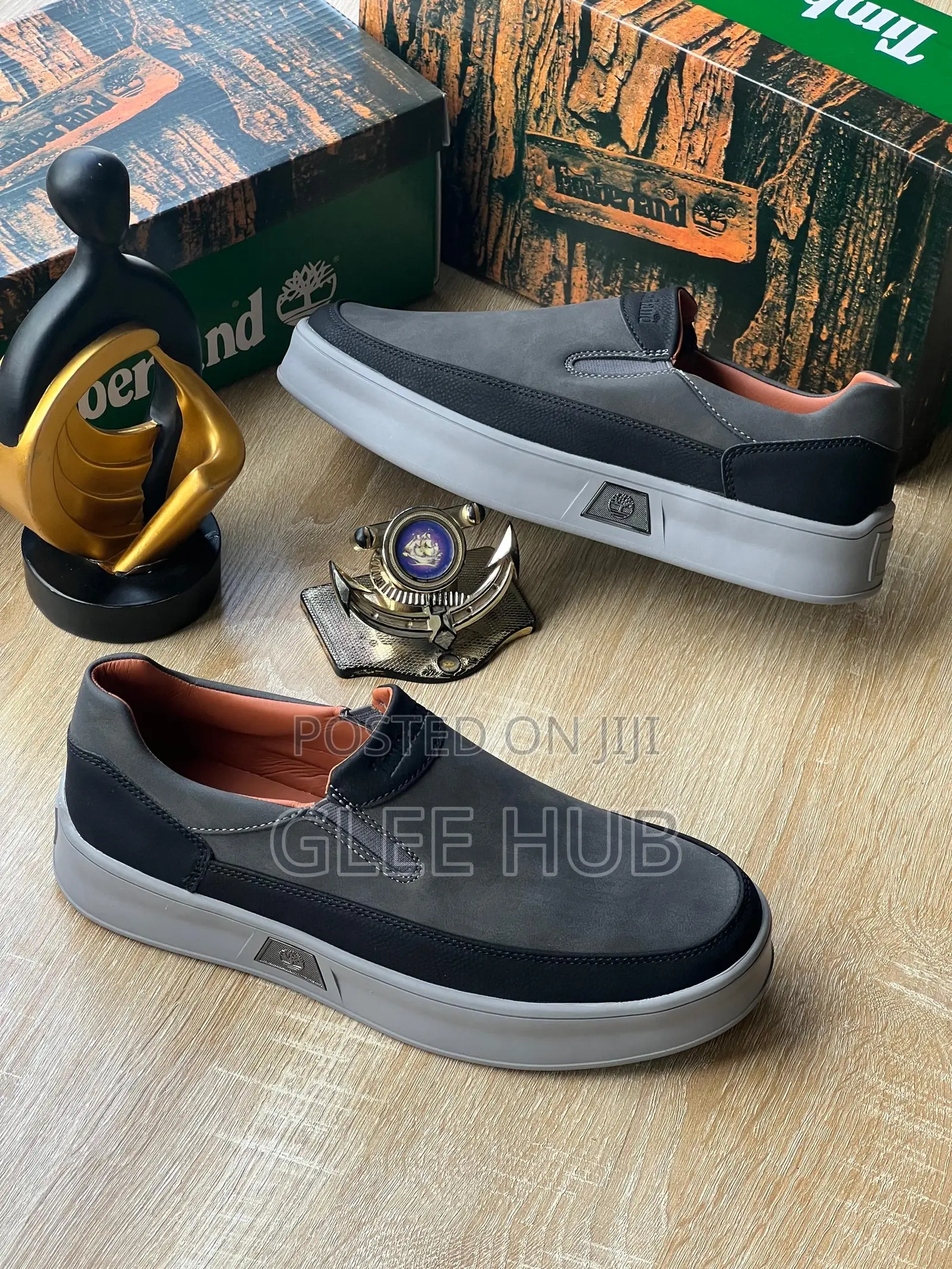 Two-Toned Timberland Design
